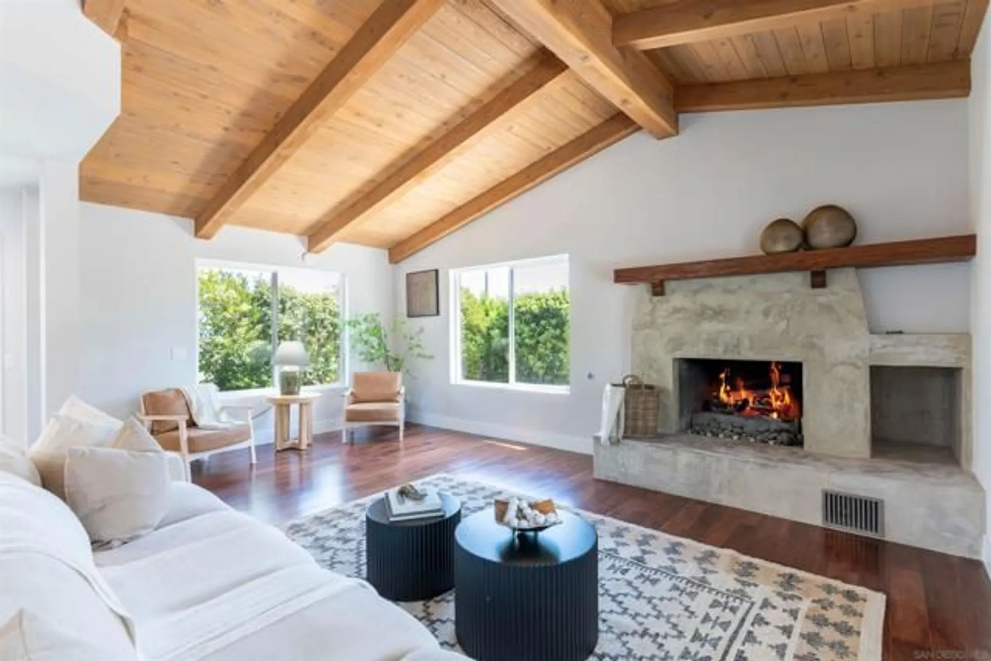 Property Slideshow image 1 of 70 | 907 ridge heights dr, Fallbrook, CA, 92028