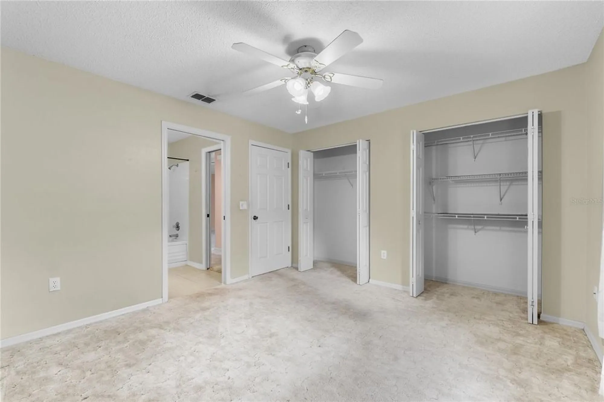 Property Slideshow image 22 of 35 | 2244 silver lakes dr, Lakeland, FL, 33810