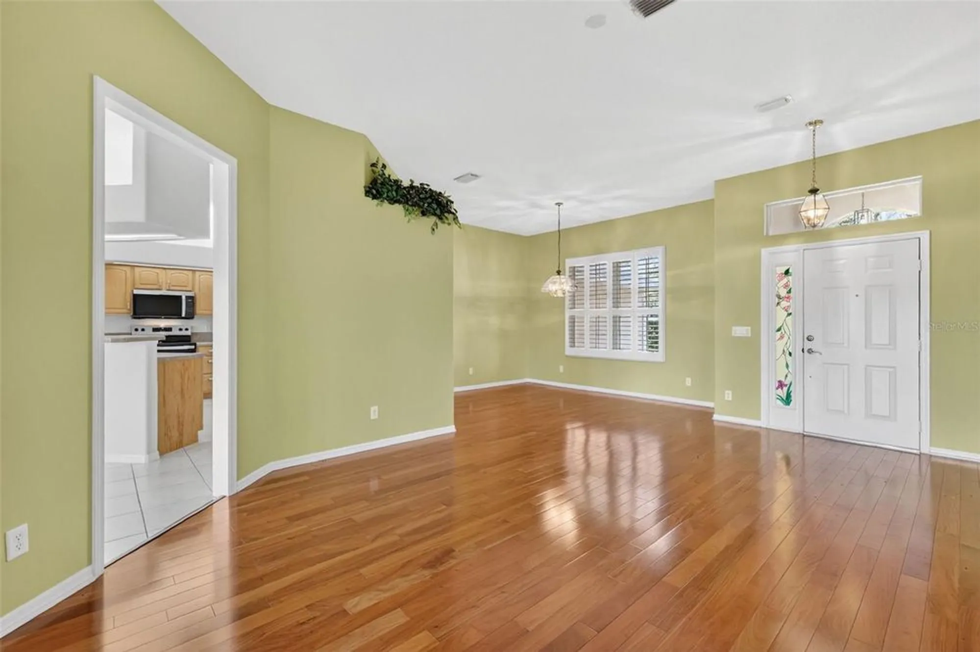 Property Slideshow image 12 of 46 | 5524 saddleback ct, Lady Lake, FL, 32159