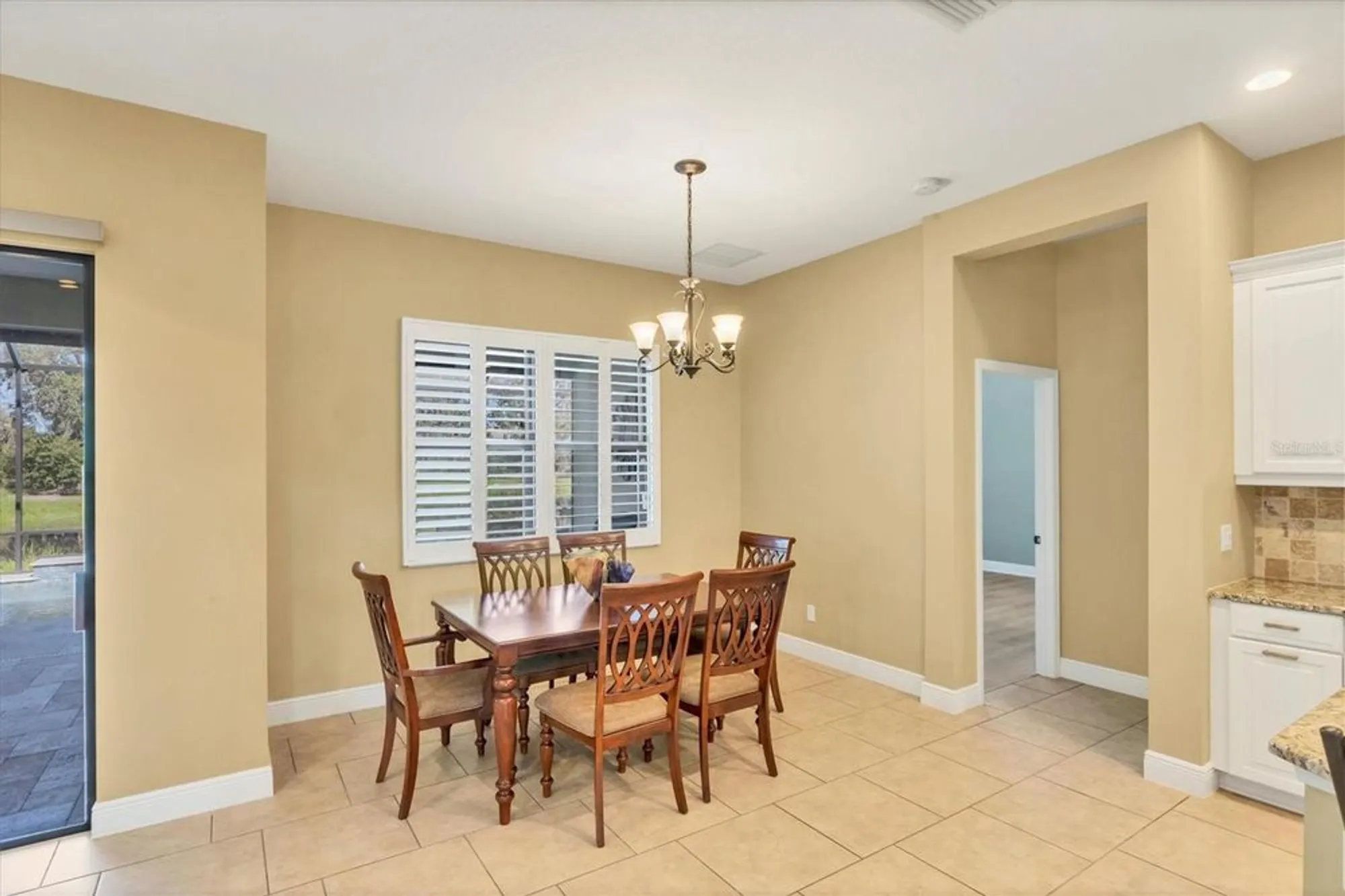 Property Slideshow image 21 of 83 | 4118 midnight blue run, Bradenton, FL, 34211