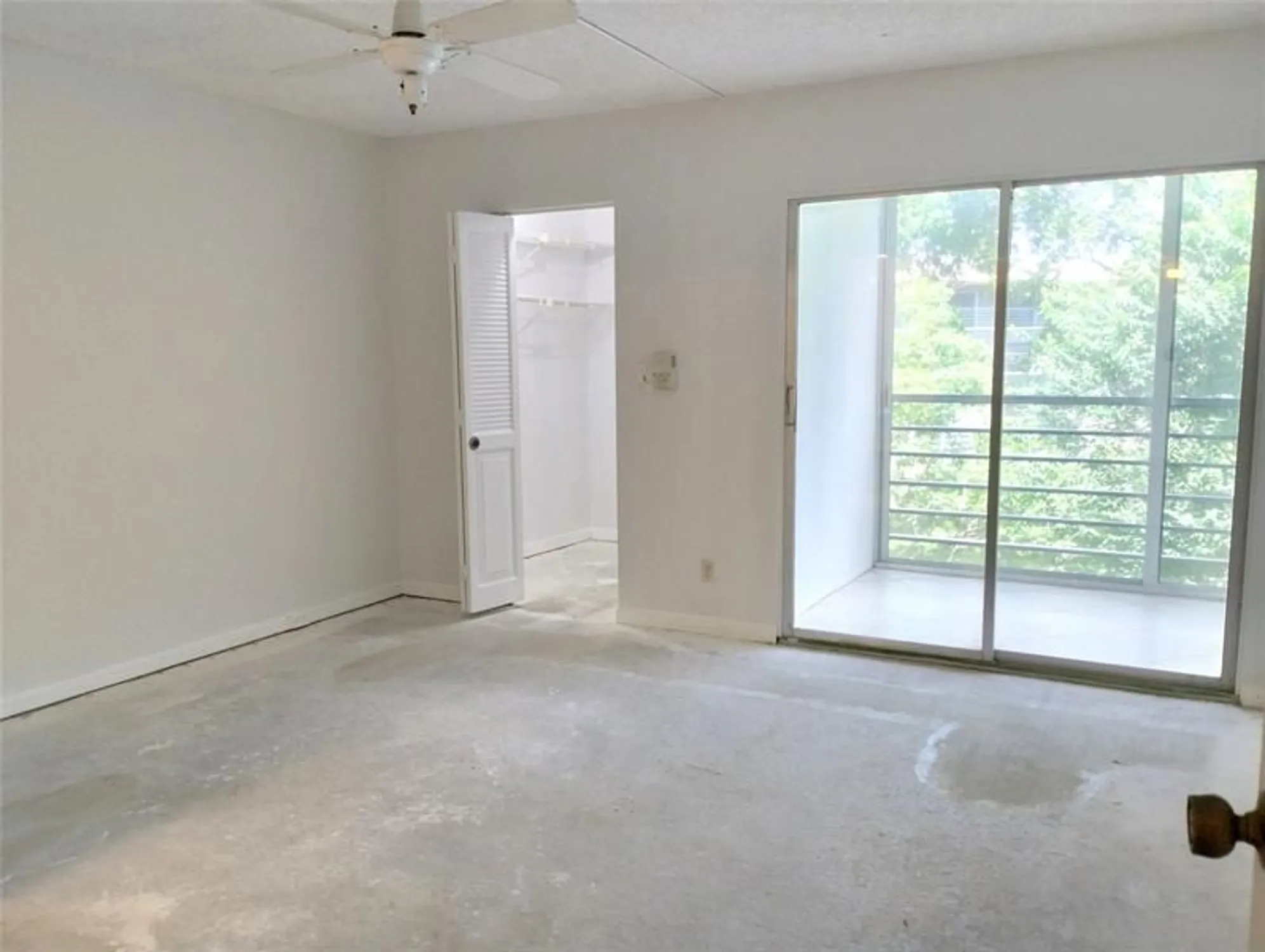 Property Slideshow image 23 of 50 | 2403 antigua cir e3, Coconut Creek, FL, 33066