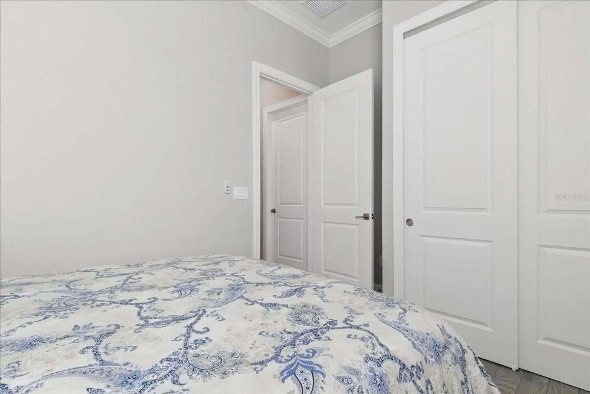 Property Slideshow image 43 of 58 | 10136 coral shore dr, Englewood, FL, 34223