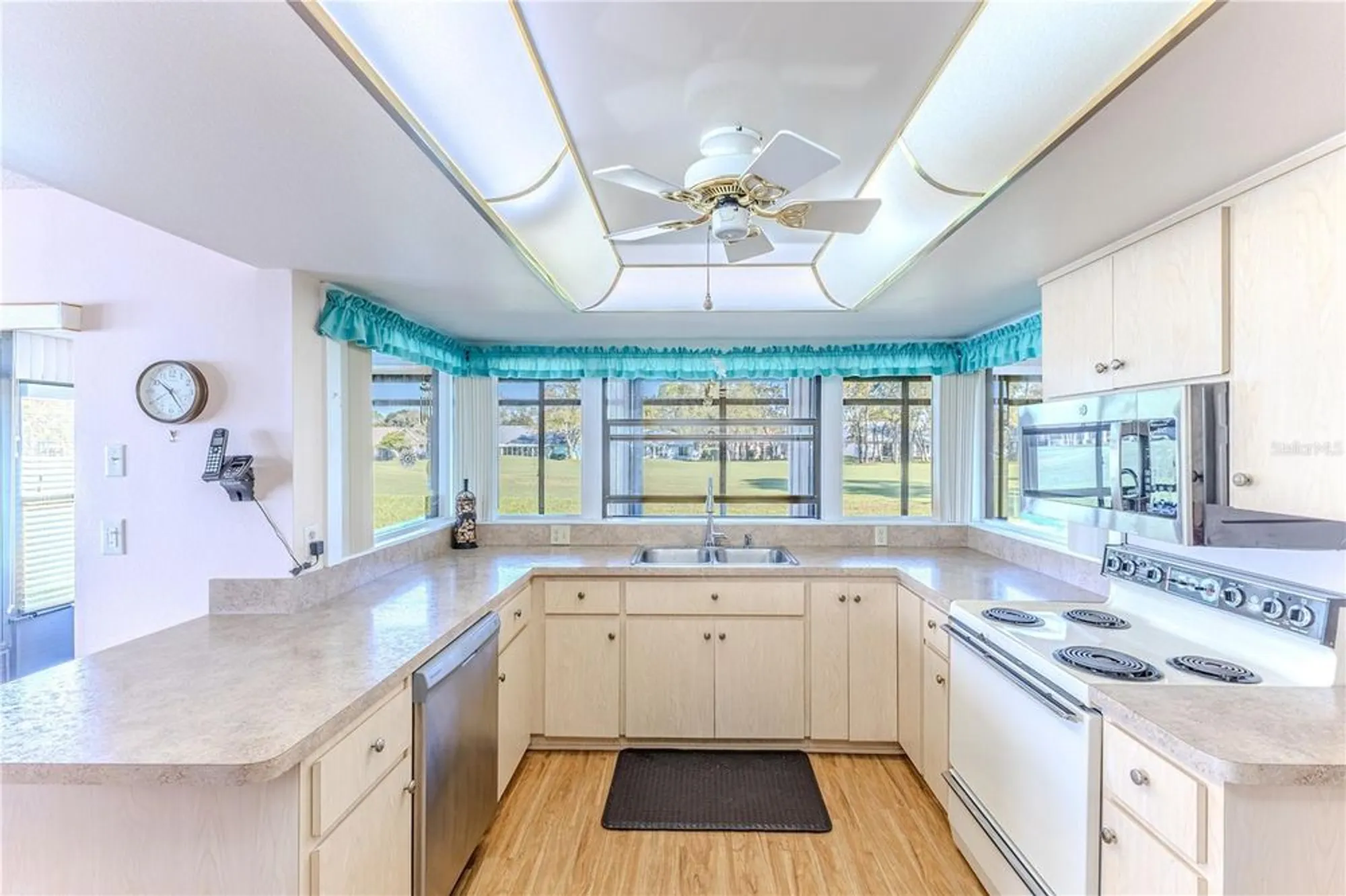 Property Slideshow image 21 of 73 | 6163 spyglass ct, Spring Hill, FL, 34606