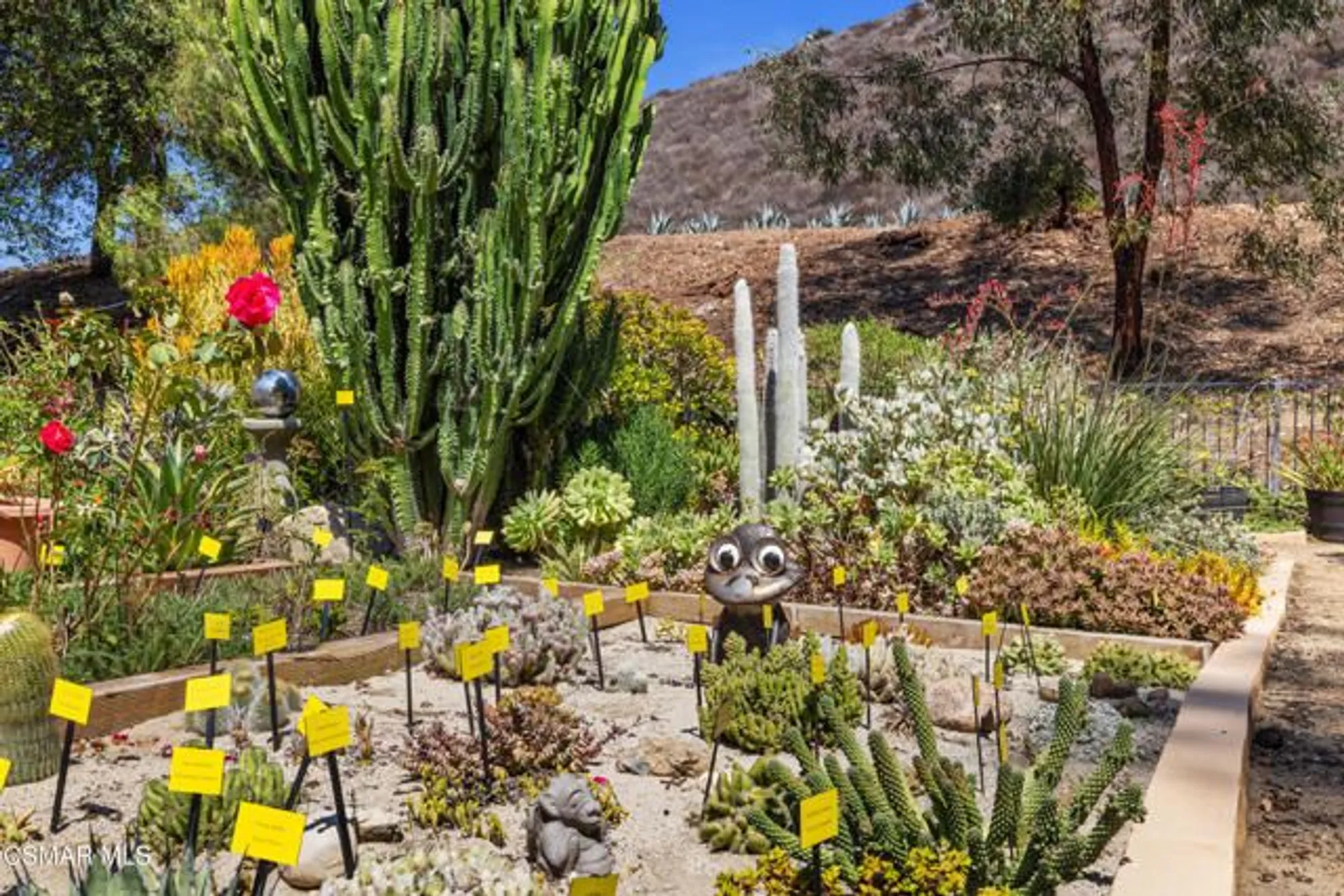 Property Slideshow image 45 of 62 | 224 oakleaf dr 105, Thousand Oaks, CA, 91360