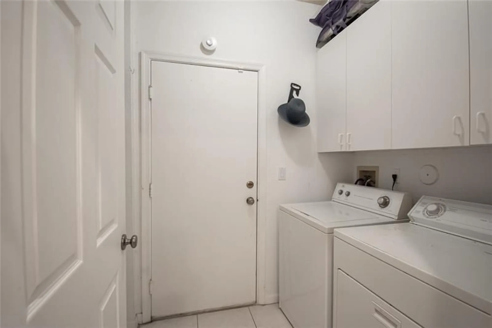 Property Slideshow image 29 of 34 | 12611 crystal pointe dr c, Boynton Beach, FL, 33437