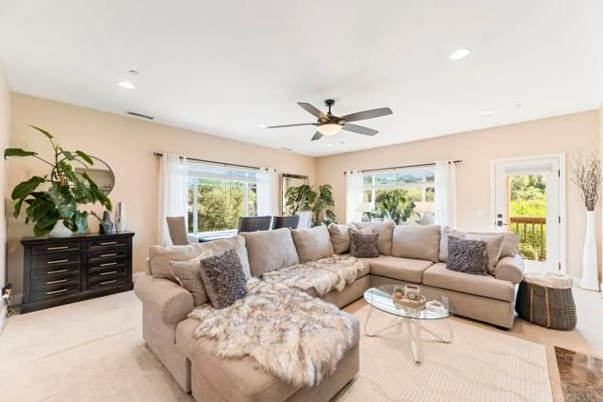 Property Slideshow image 17 of 71 | 27636 mountain meadow rd, Escondido, CA, 92026