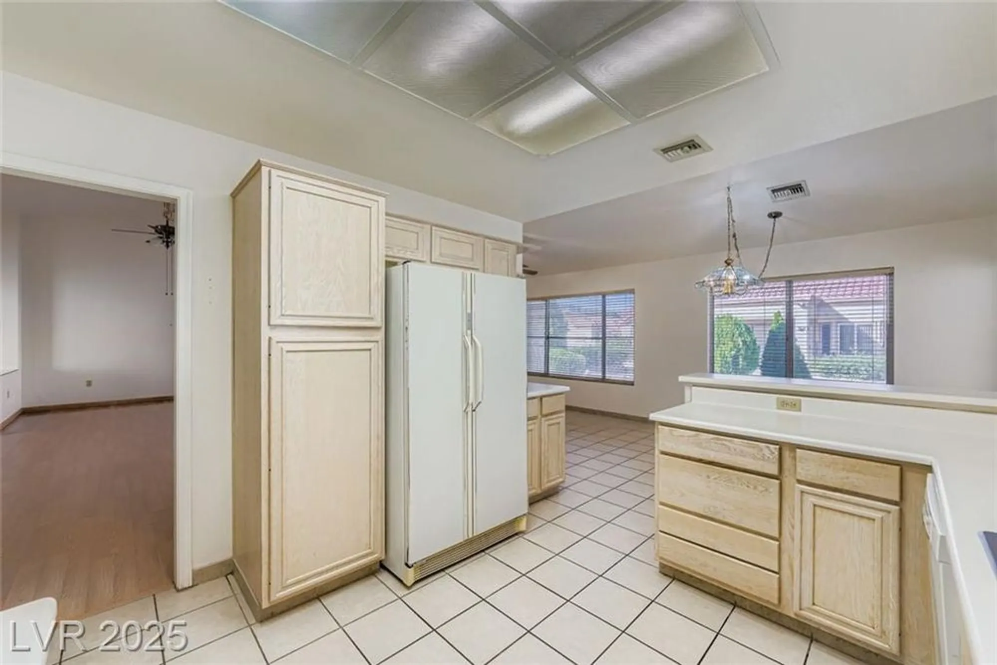 Property Slideshow image 14 of 38 | 8524 gull dr, Las Vegas, NV, 89134
