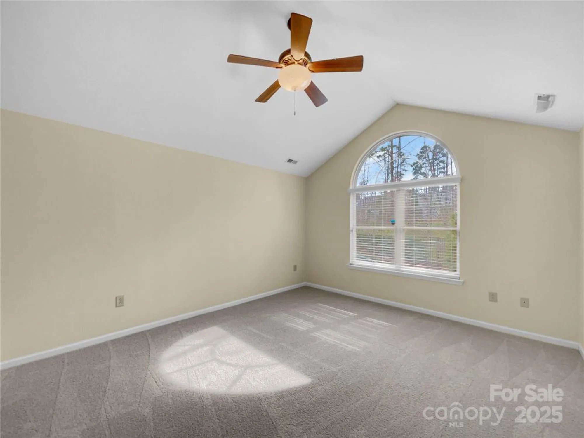 Property Slideshow image 19 of 20 | 2905 polo view ln, Matthews, NC, 28105