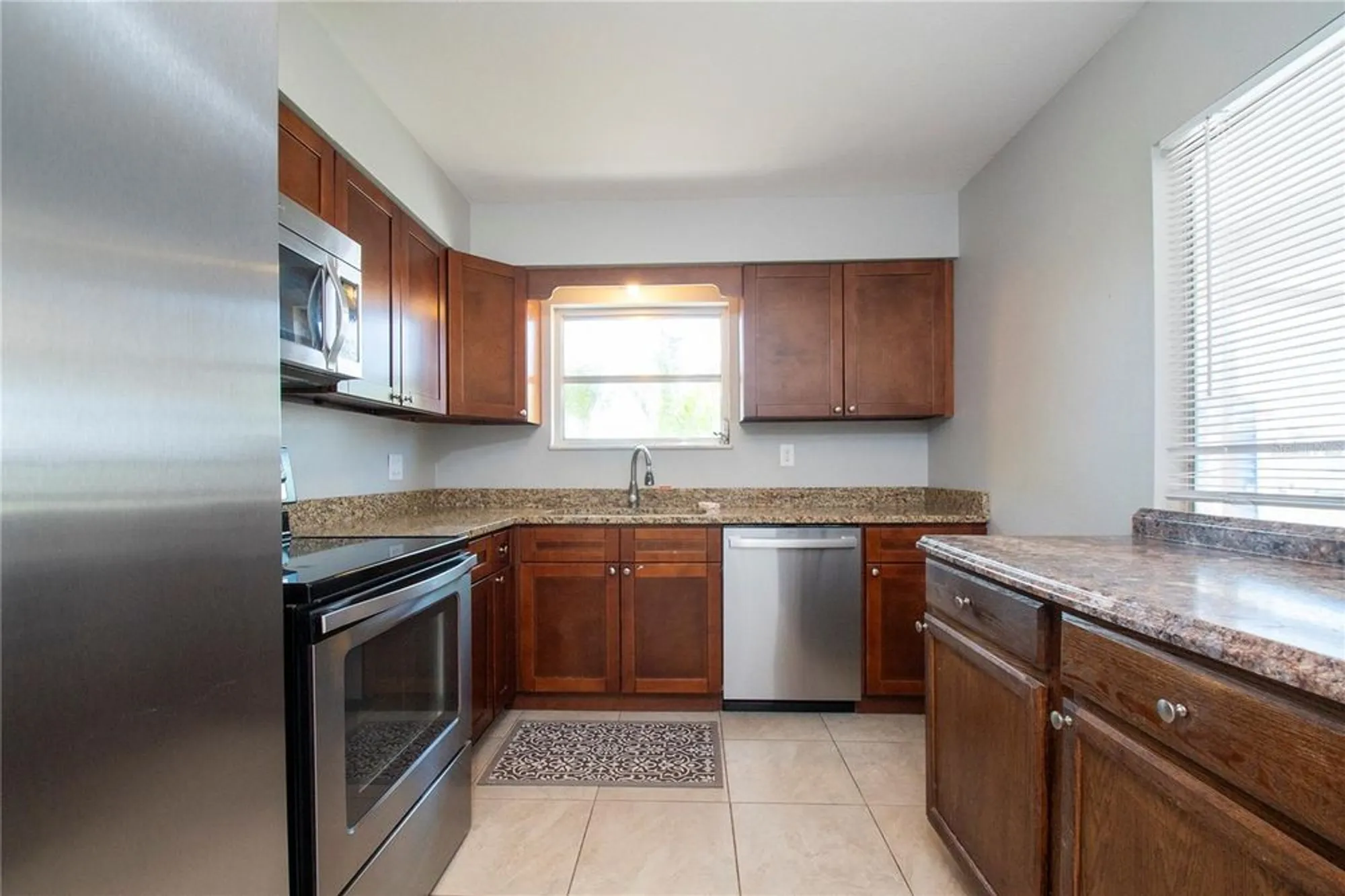 Property Slideshow image 4 of 15 | 1503 council dr, Sun City Center, FL, 33573