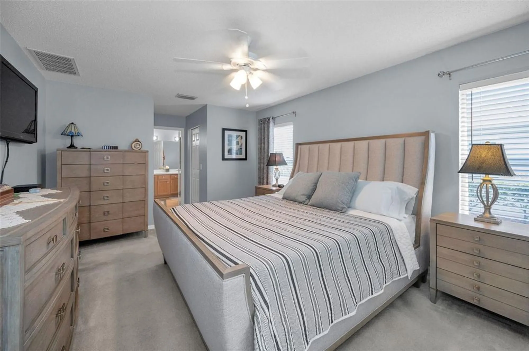 Property Slideshow image 28 of 100 | 1311 eveningside ct, Trinity, FL, 34655