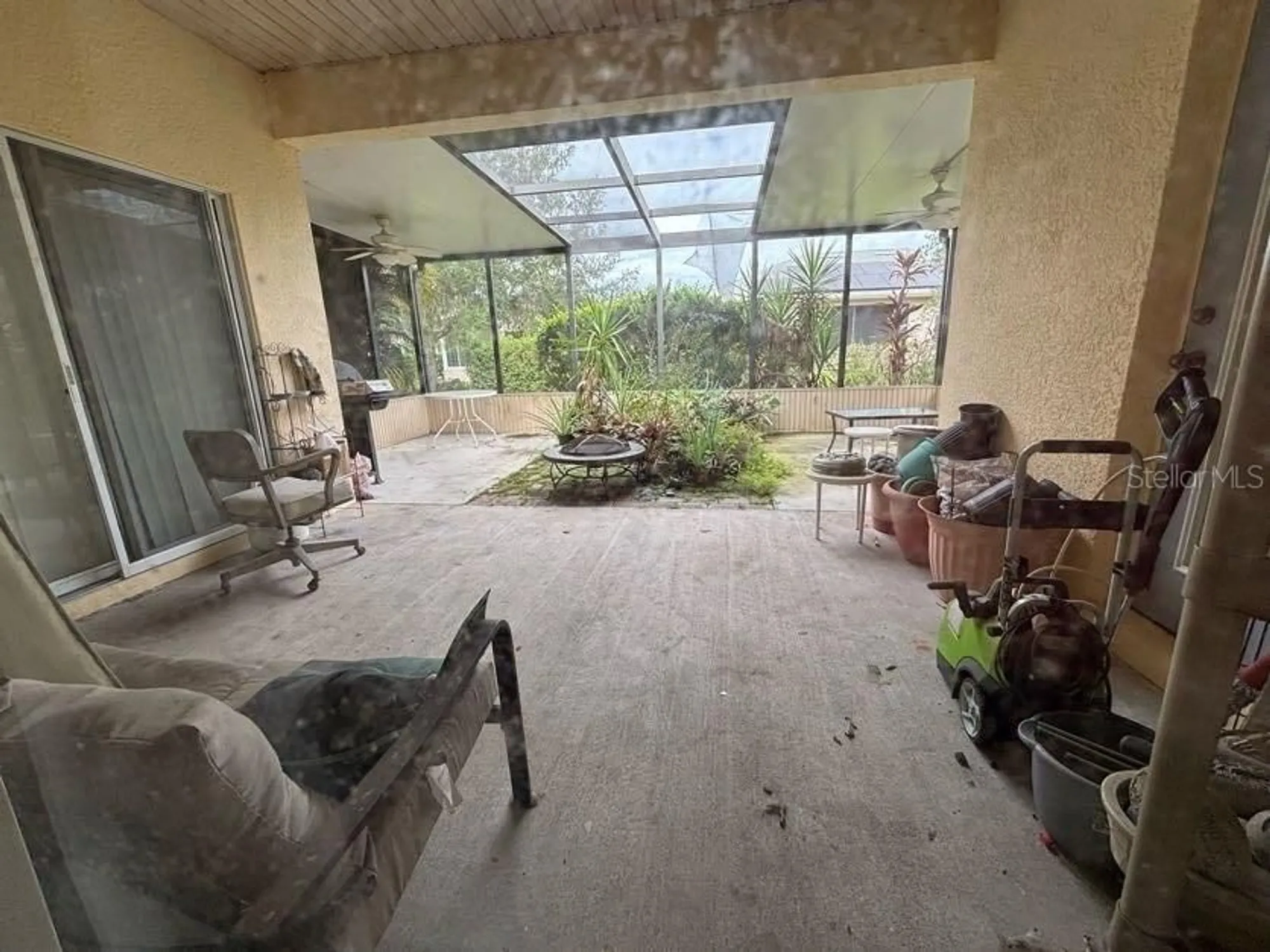 Property Slideshow image 6 of 9 | 106 vista dr, Kissimmee, FL, 34759
