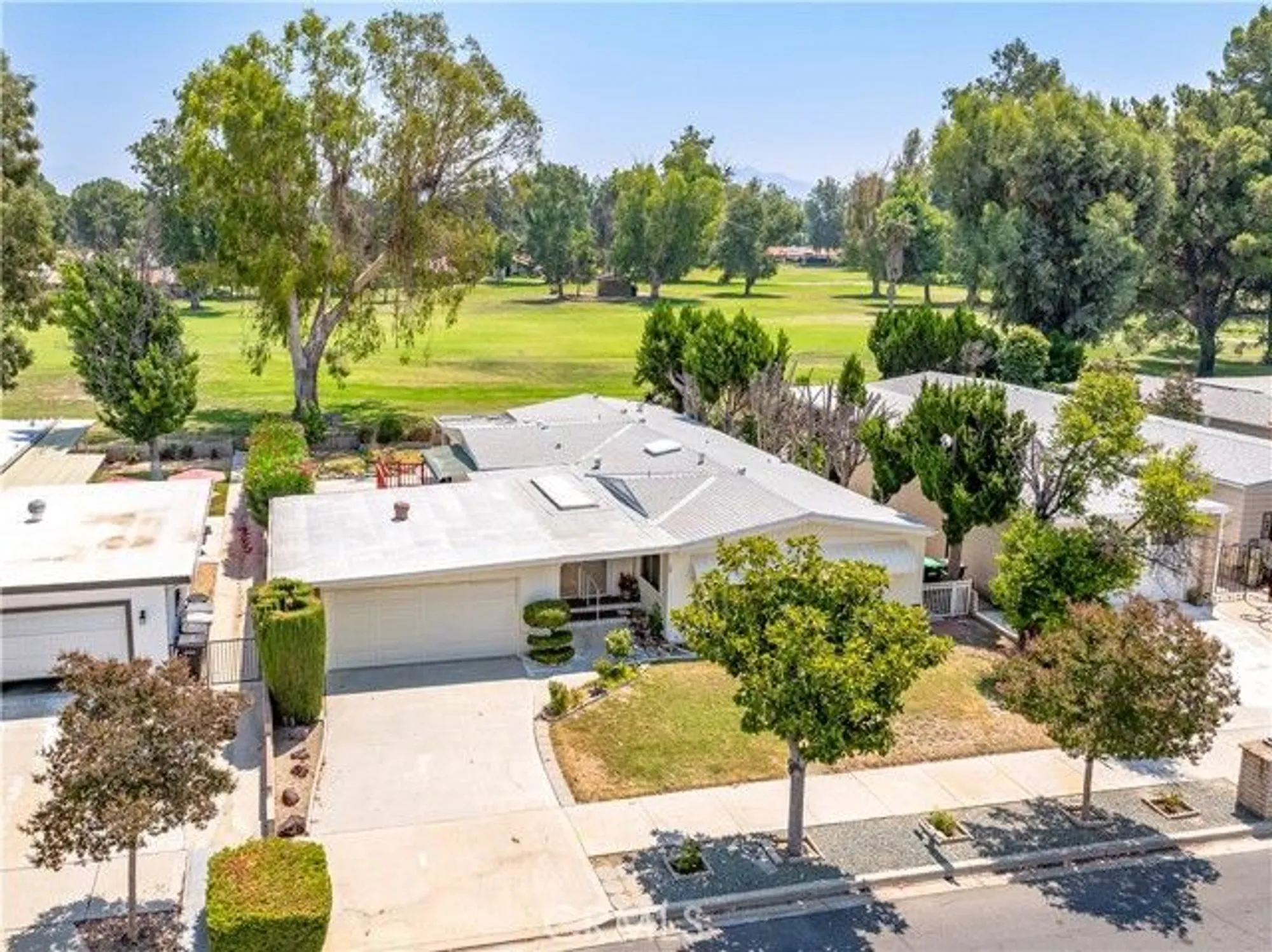 Property Slideshow image 45 of 54 | 1272 brentwood way, Hemet, CA, 92545