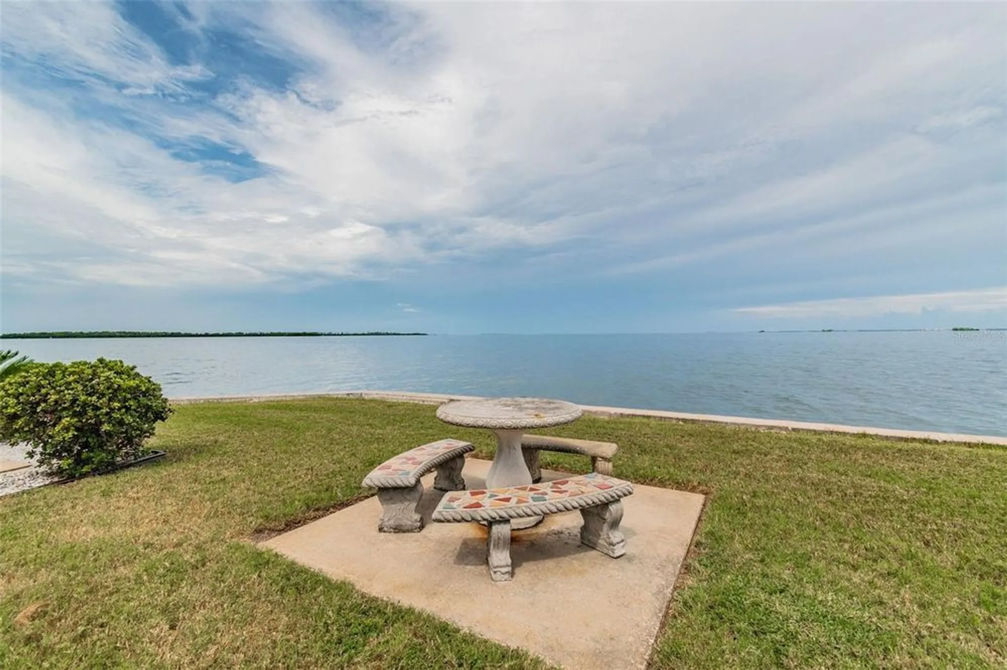 Property Slideshow image 47 of 59 | 8 glencoe pl 307, Dunedin, FL, 34698