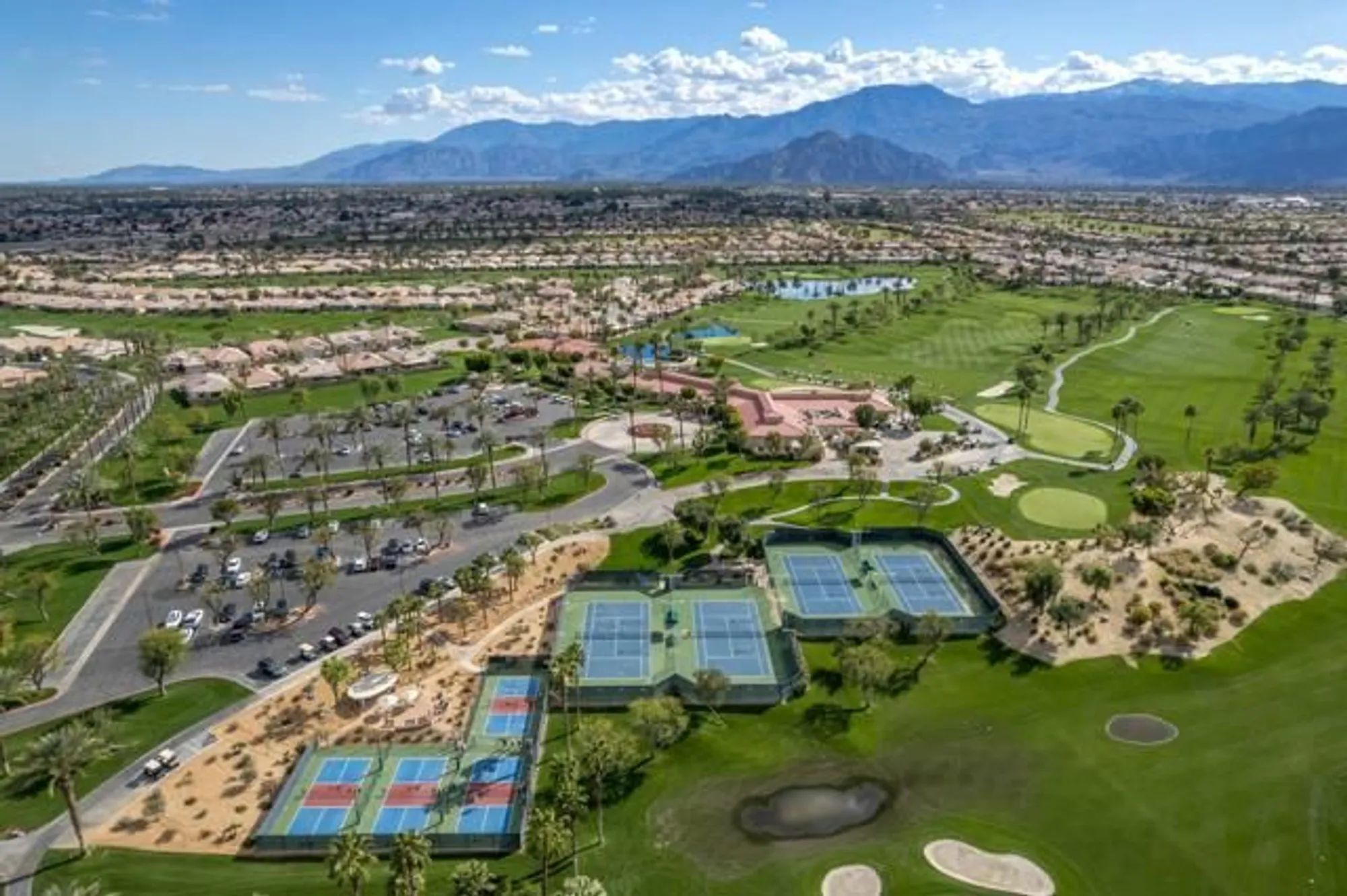 Property Slideshow image 34 of 39 | 44382 royal lytham dr, Indio, CA, 92201