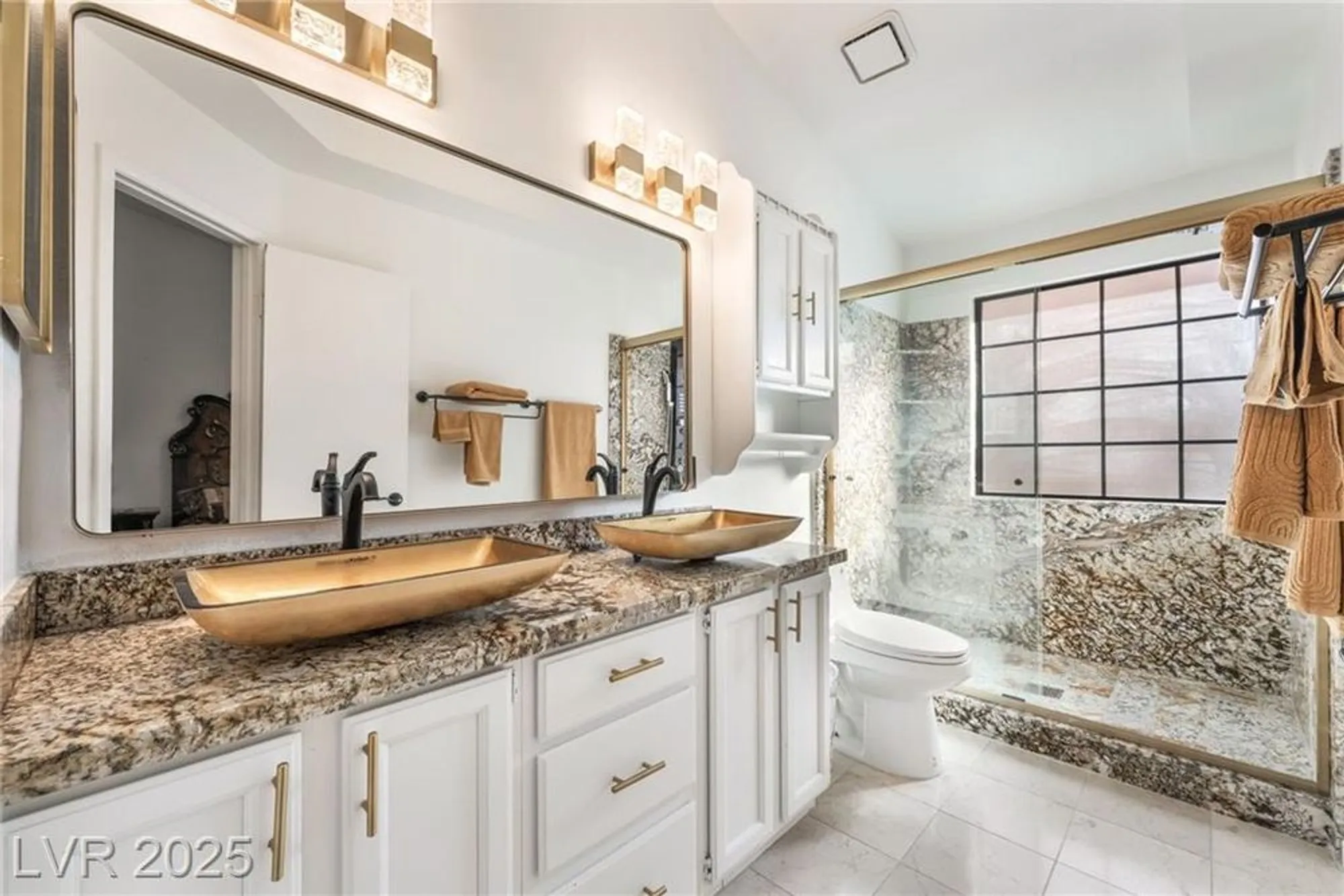 Property Slideshow image 17 of 48 | 4837 maryvale dr, Las Vegas, NV, 89130