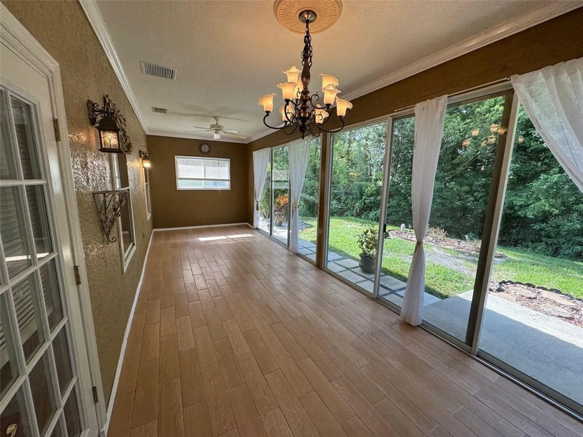 Property Slideshow image 33 of 36 | 9049 saint andrews way, Mount Dora, FL, 32757