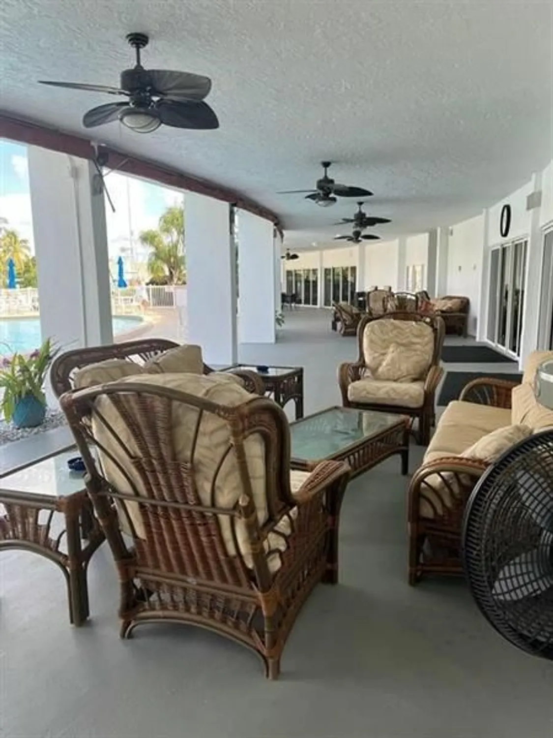 Property Slideshow image 29 of 31 | 2731 ne 14th street cswy apt 232, Pompano Beach, FL, 33062