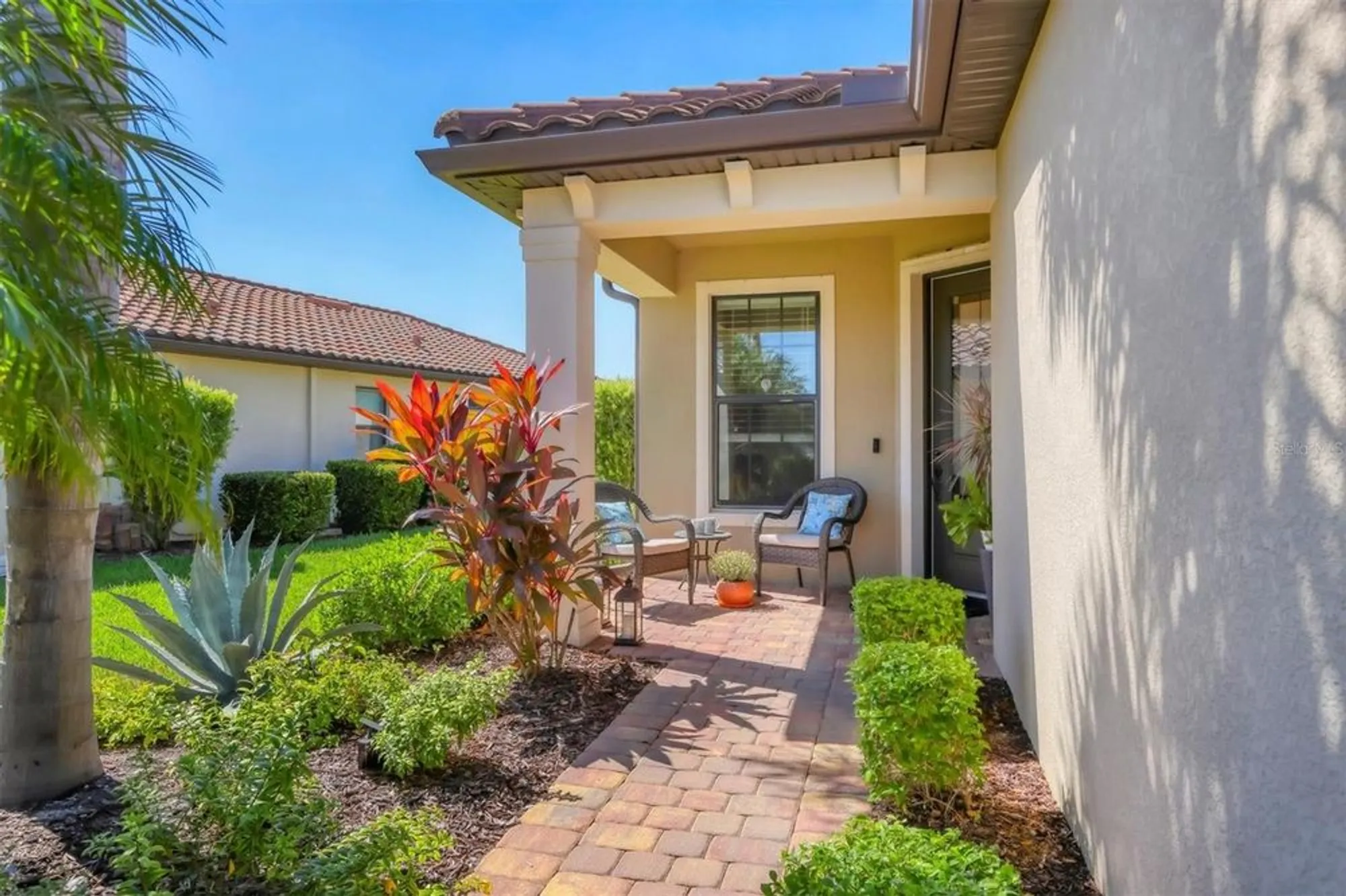 Property Slideshow image 4 of 78 | 6918 hanover ct, Lakewood Ranch, FL, 34202