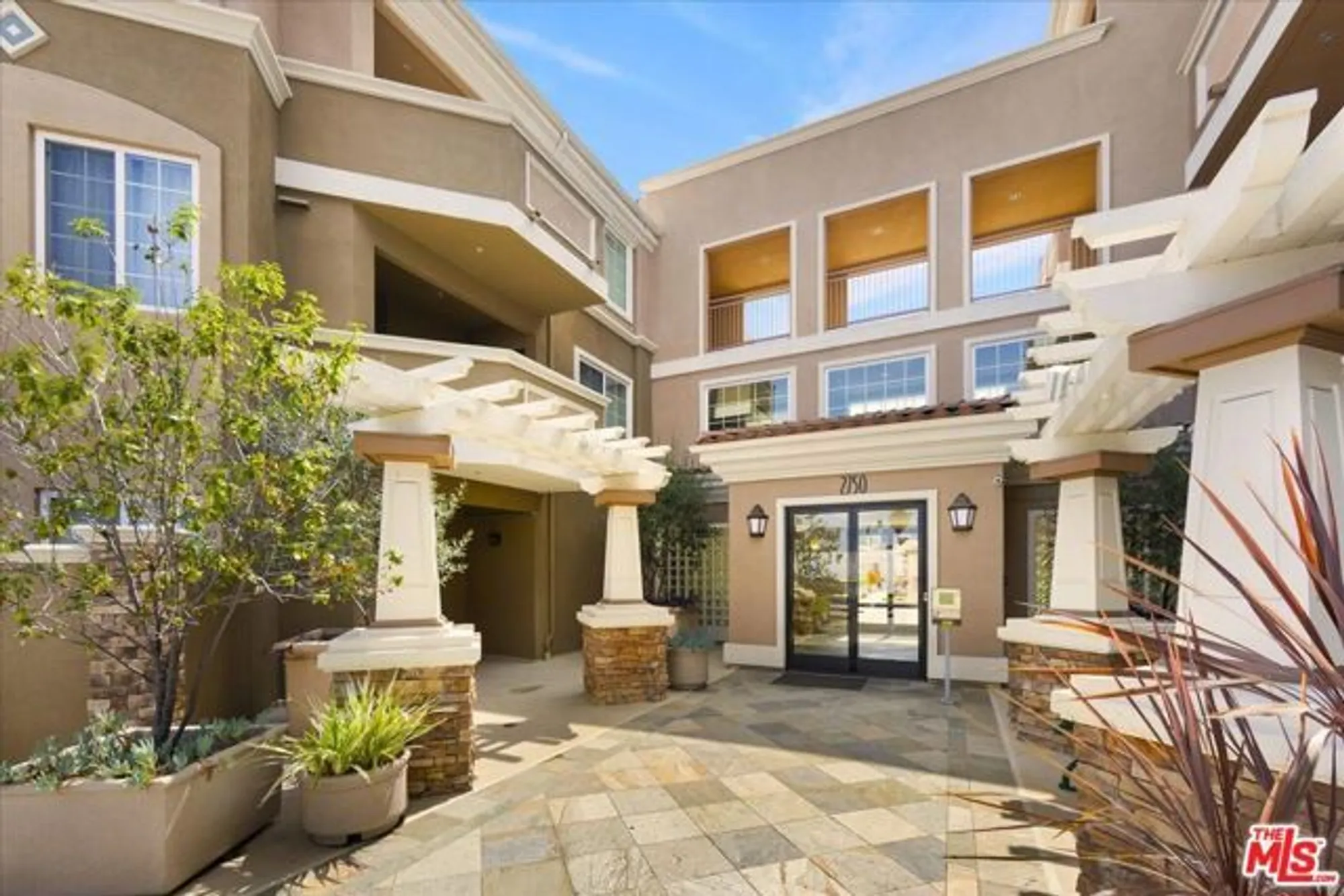 Property Slideshow image 1 of 17 | 2750 artesia blvd 364, Redondo Beach, CA, 90278