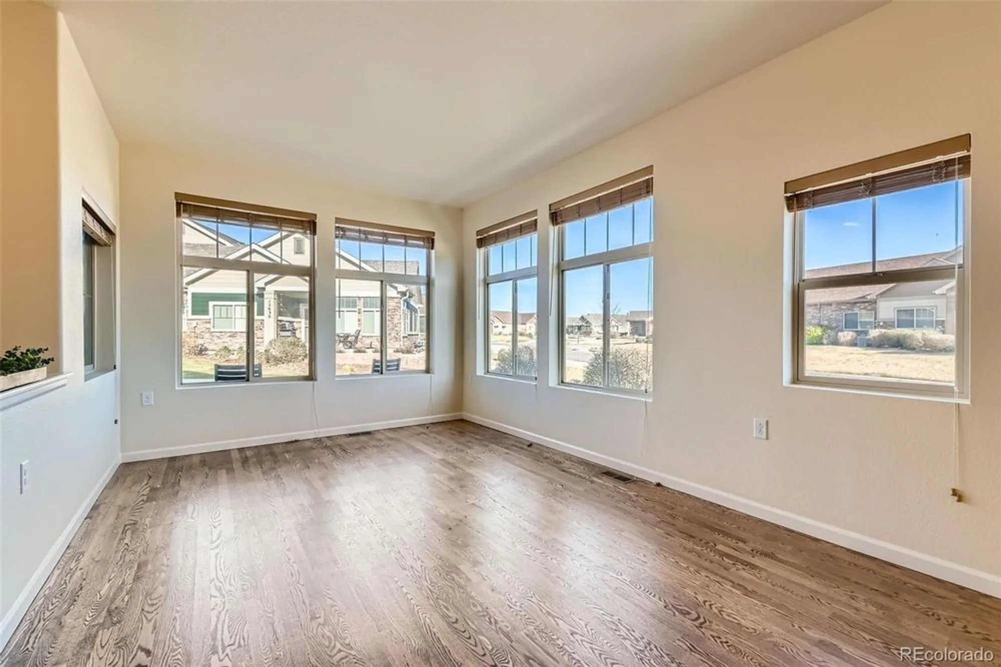 Property Slideshow image 10 of 33 | 12625 madison way, Thornton, CO, 80241