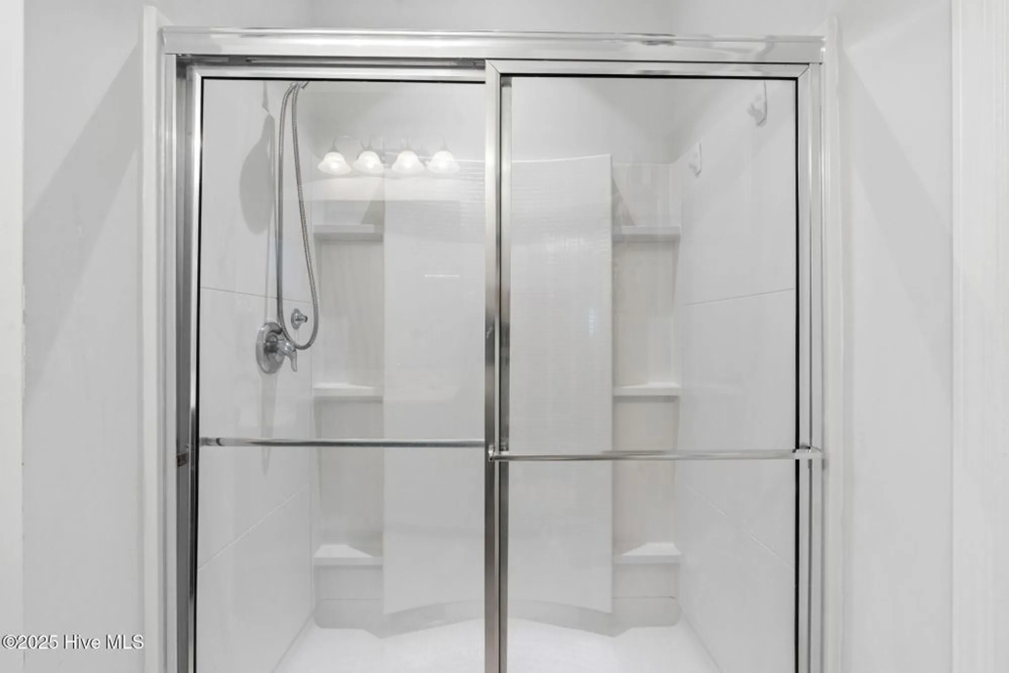 Property Slideshow image 19 of 40 | 146 freeboard ln, Carolina Shores, NC, 28467