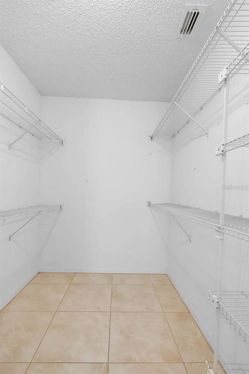 Property Slideshow image 19 of 54 | 1209 litchfield dr # 42, Sun City Center, FL, 33573