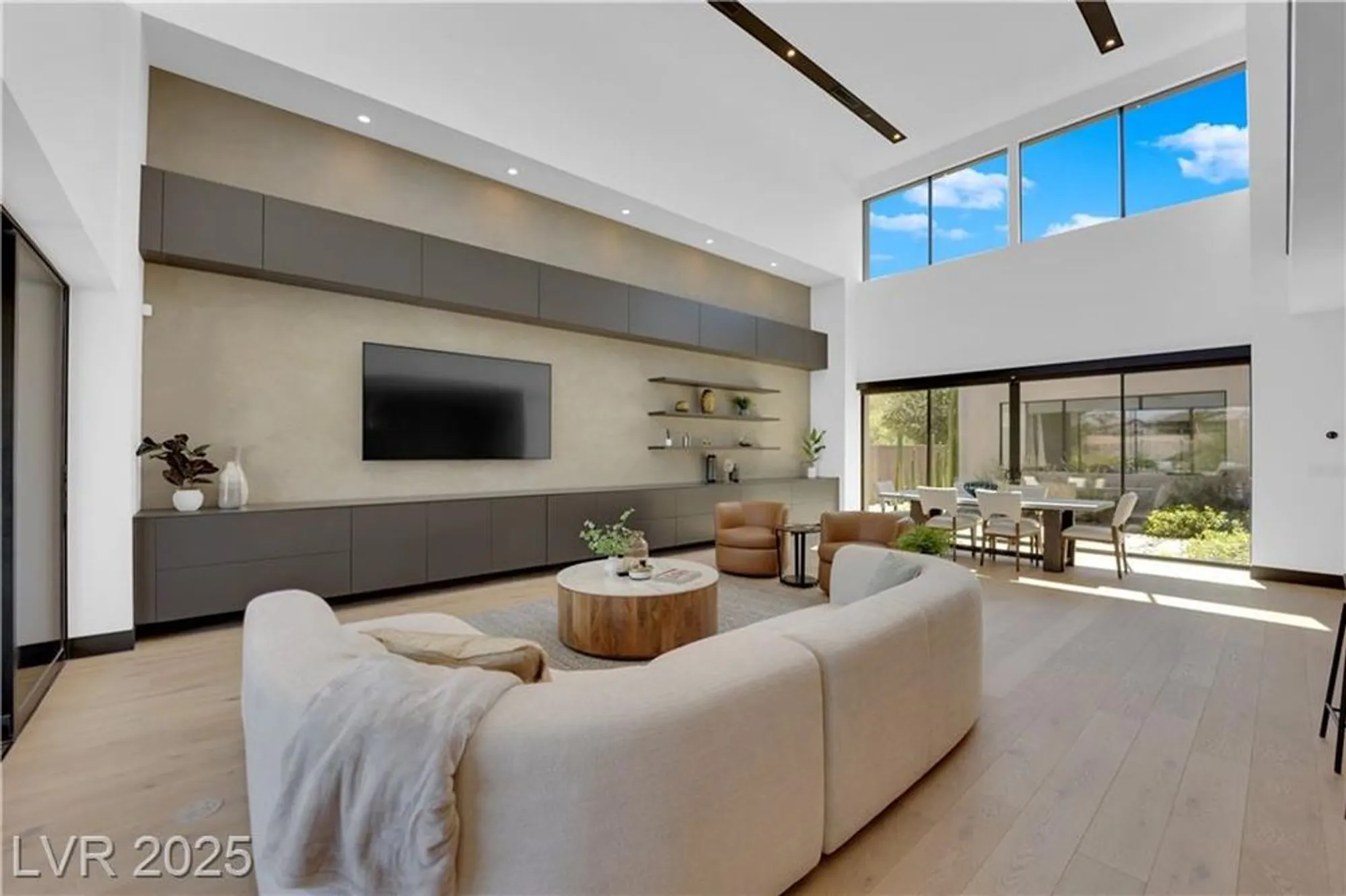 Property Slideshow image 26 of 95 | 16 canyon shores pl, Henderson, NV, 89011