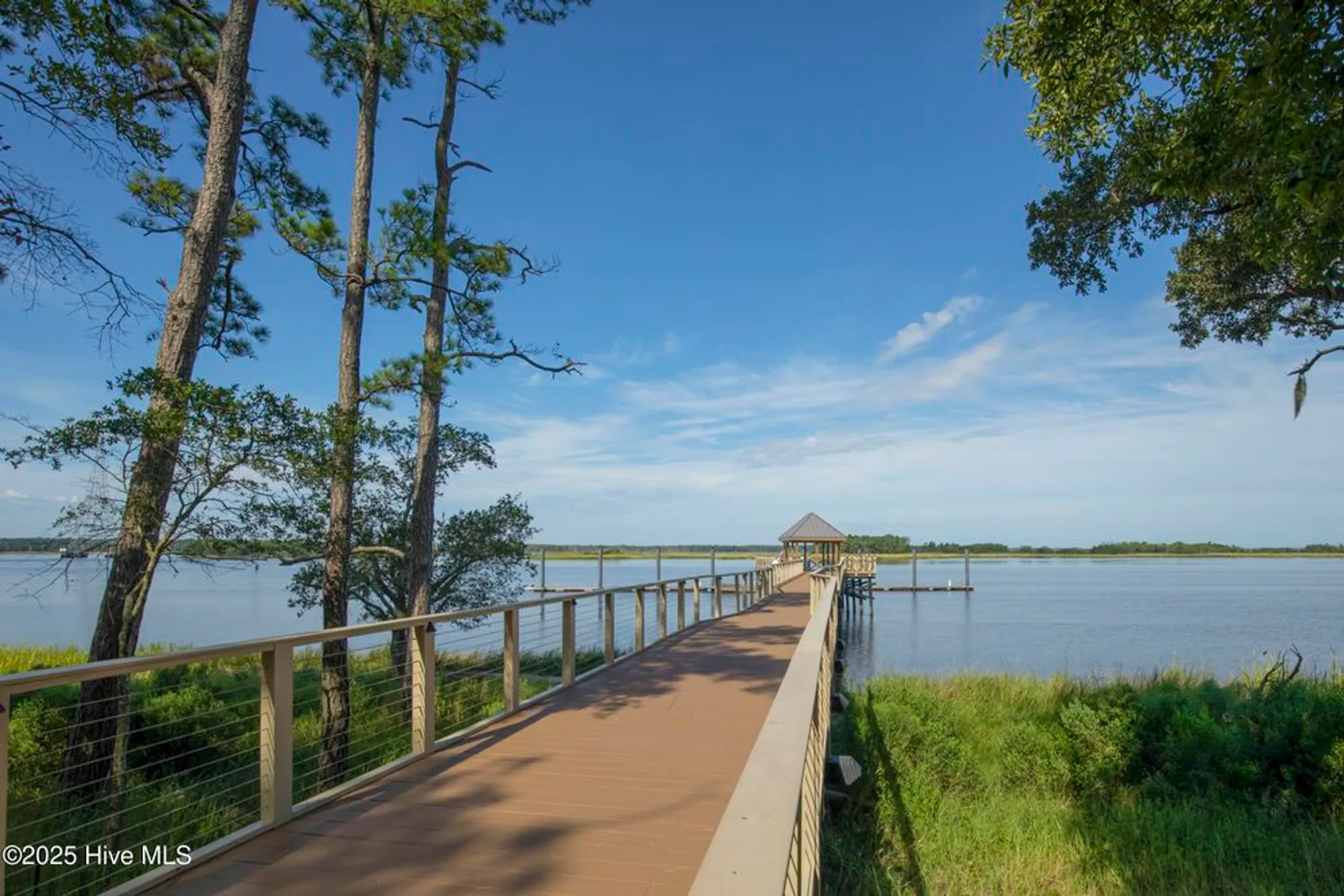 Property Slideshow image 31 of 33 | 201 longhill dr, Wilmington, NC, 28412