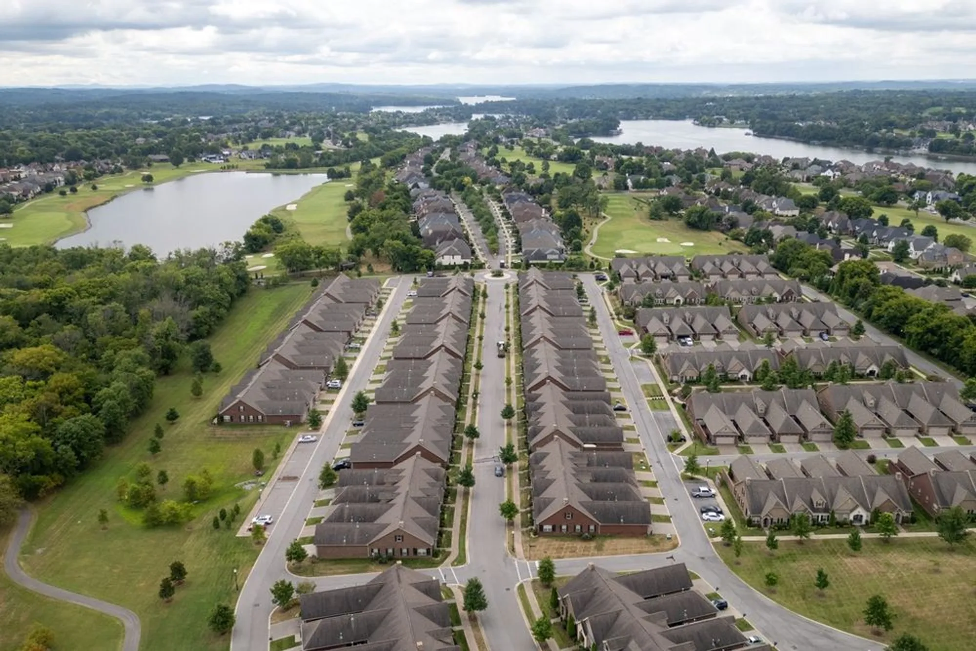 Property Slideshow image 49 of 71 | 240 glennister ct, Gallatin, TN, 37066