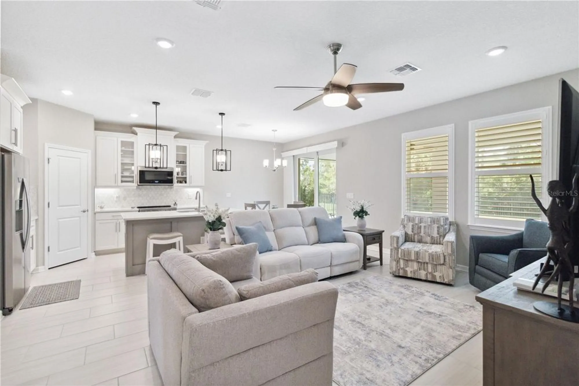 Property Slideshow image 9 of 55 | 412 daylily blvd, Nokomis, FL, 34275