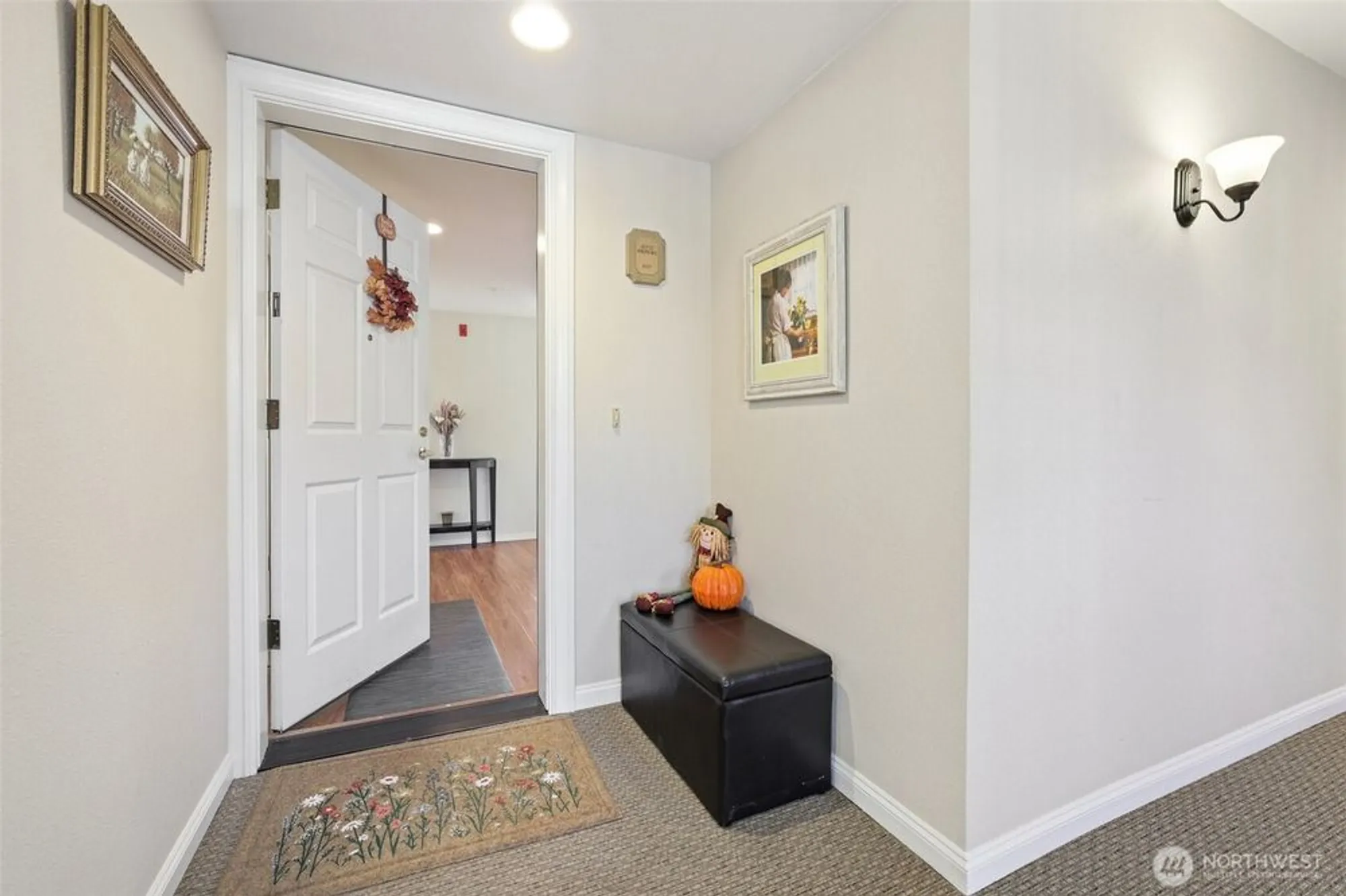 Property Slideshow image 2 of 32 | 4109 224th ln 207, Issaquah, WA, 98029