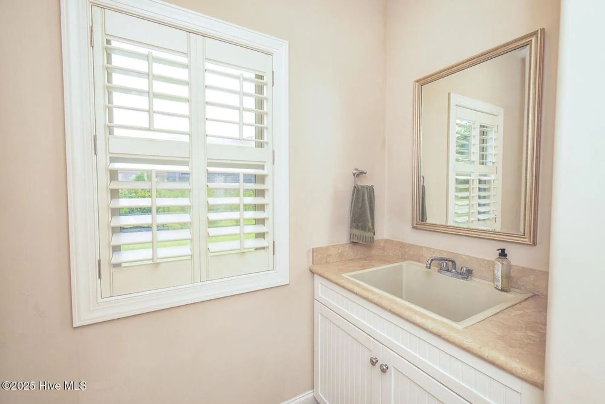 Property Slideshow image 25 of 46 | 2115 villamar dr, Leland, NC, 28451