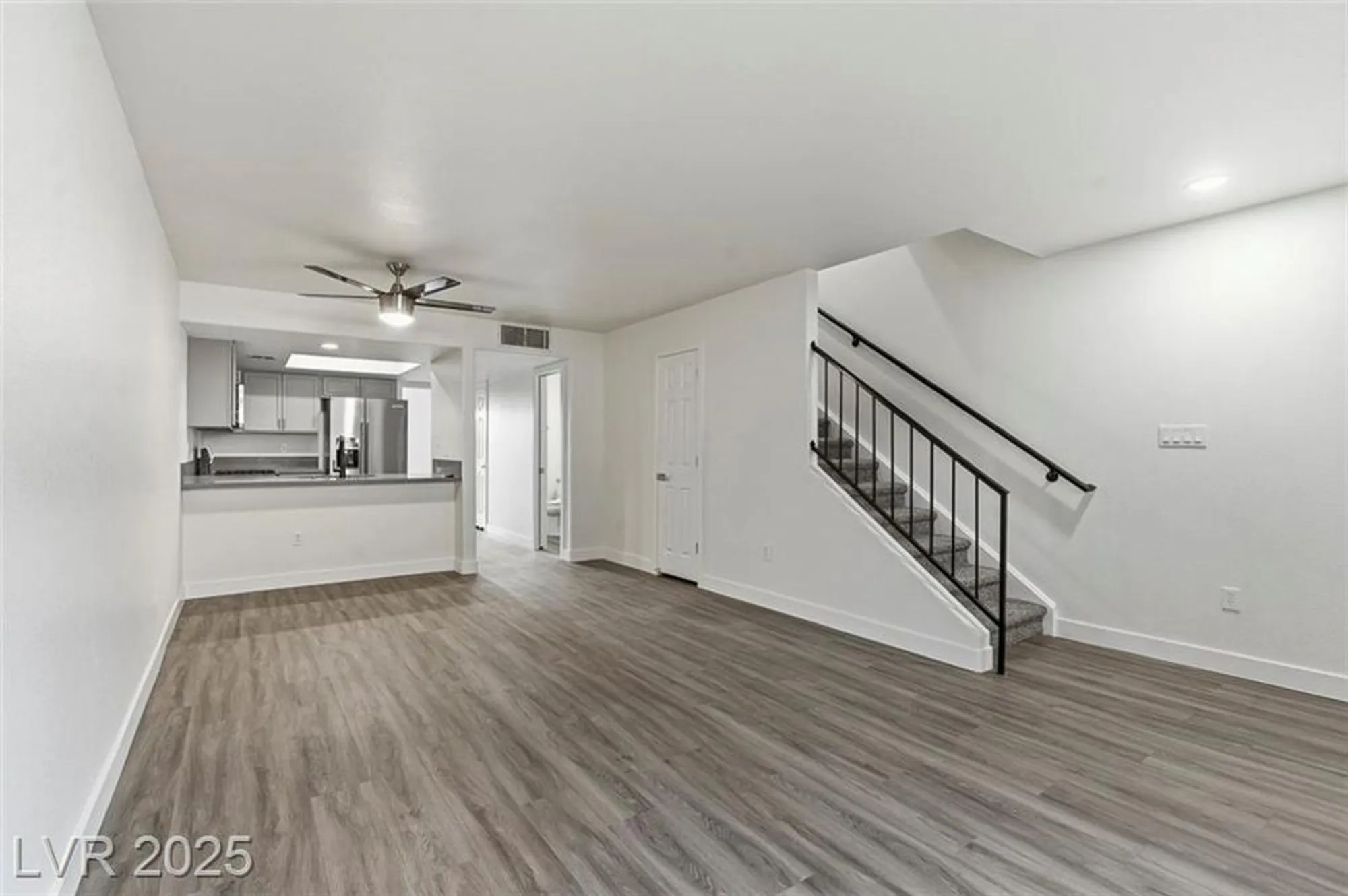 Property Slideshow image 4 of 34 | 2851 s valley view blvd 1141a, Las Vegas, NV, 89102