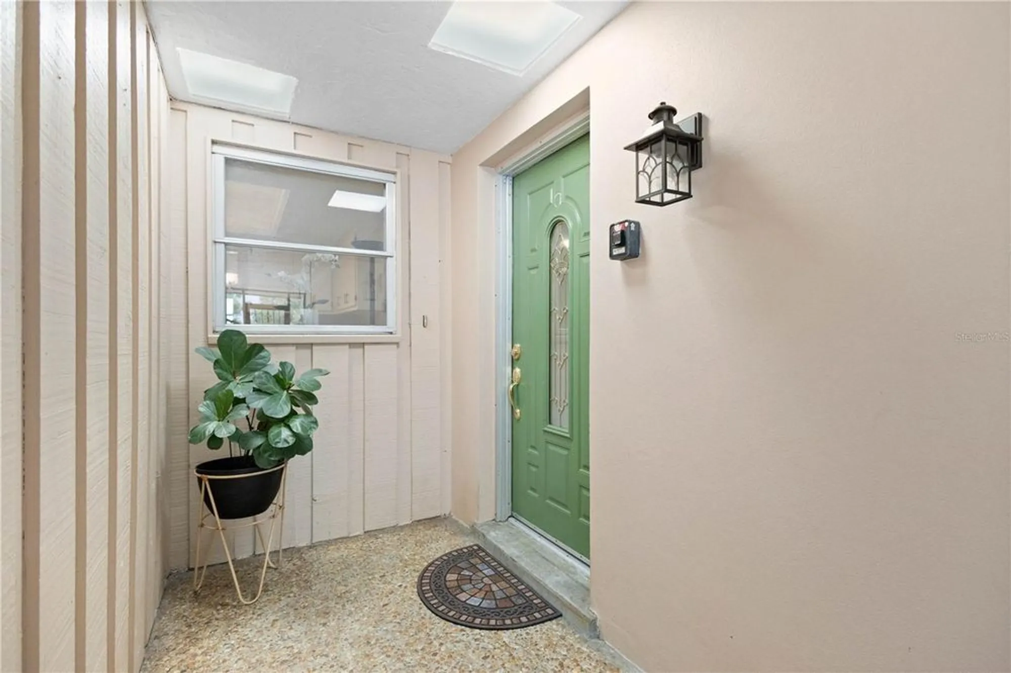 Property Slideshow image 6 of 35 | 3328 dartmouth ln 1012, Sarasota, FL, 34239