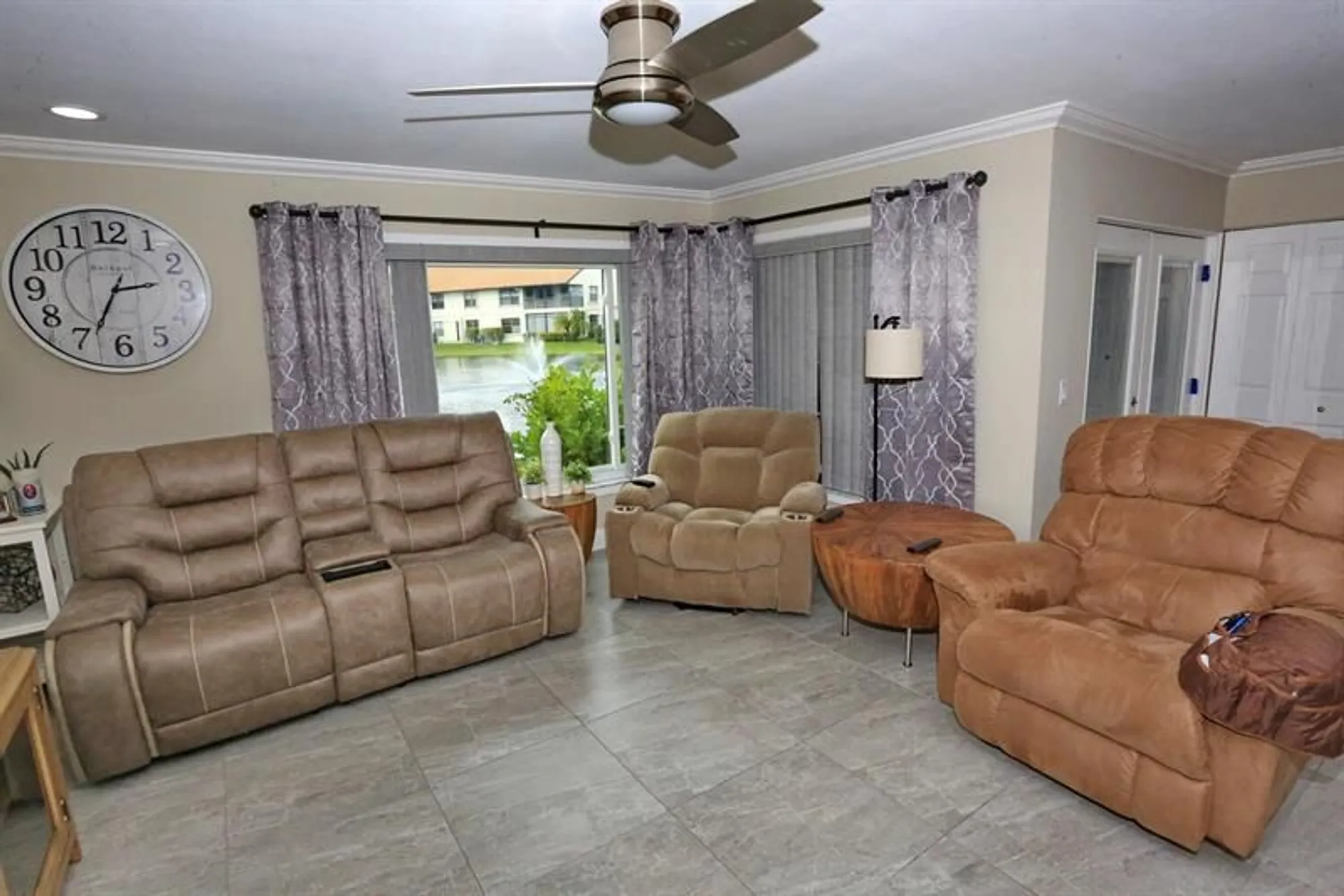 Property Slideshow image 12 of 52 | 3409 jog park dr # 3409, Greenacres, FL, 33467