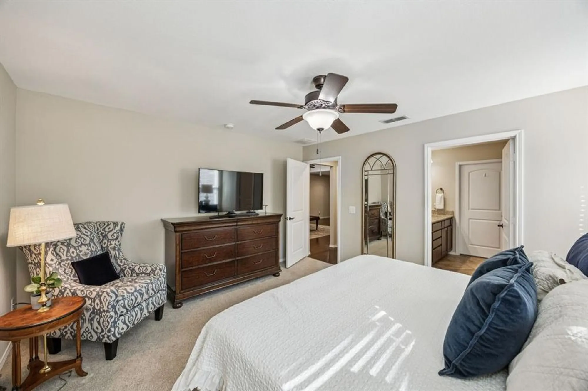 Property Slideshow image 15 of 27 | 7673 gulf breeze ln, Frisco, TX, 75036