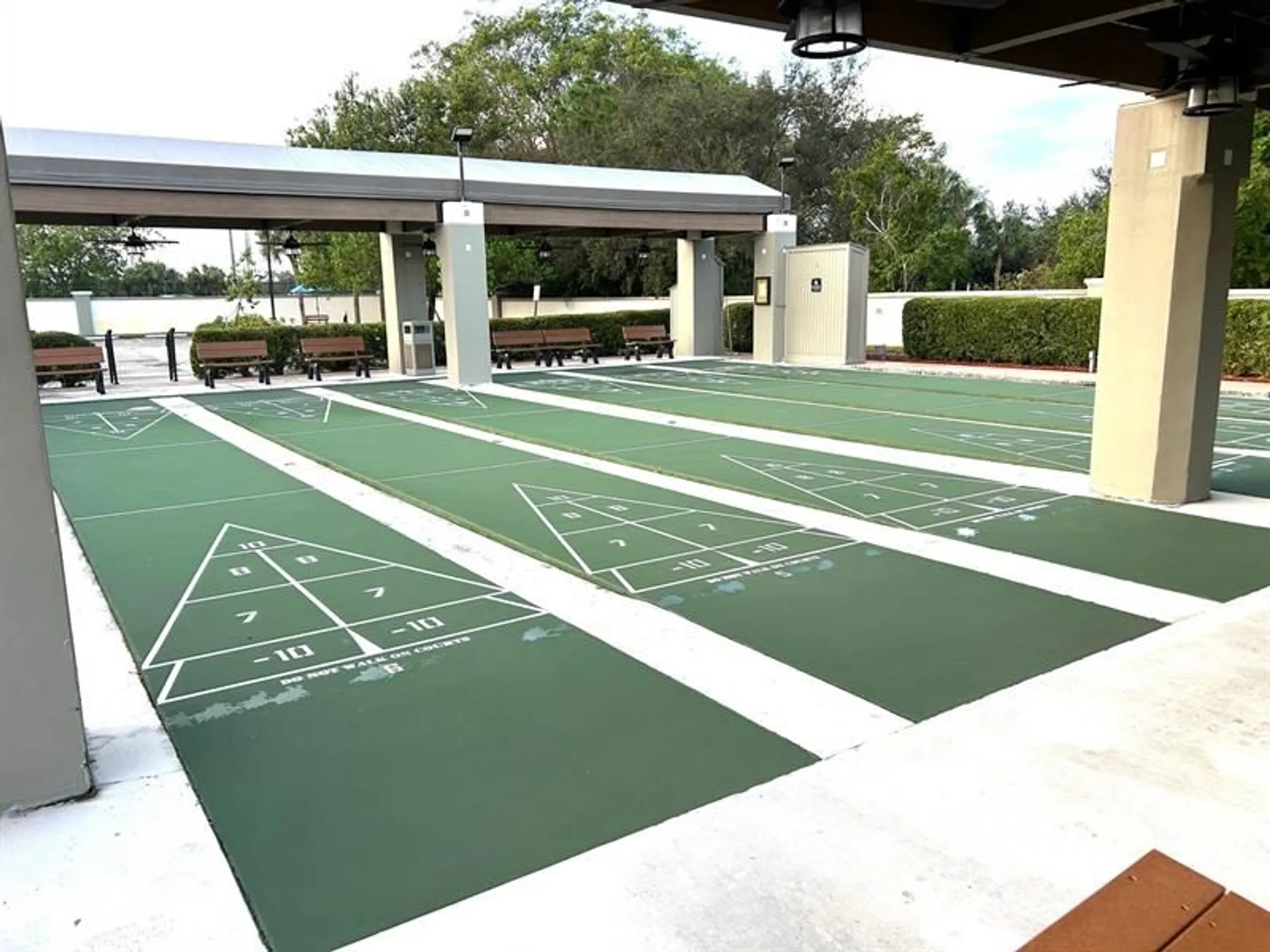 Property Slideshow image 24 of 38 | 2614 nassau bnd apt d2, Coconut Creek, FL, 33066