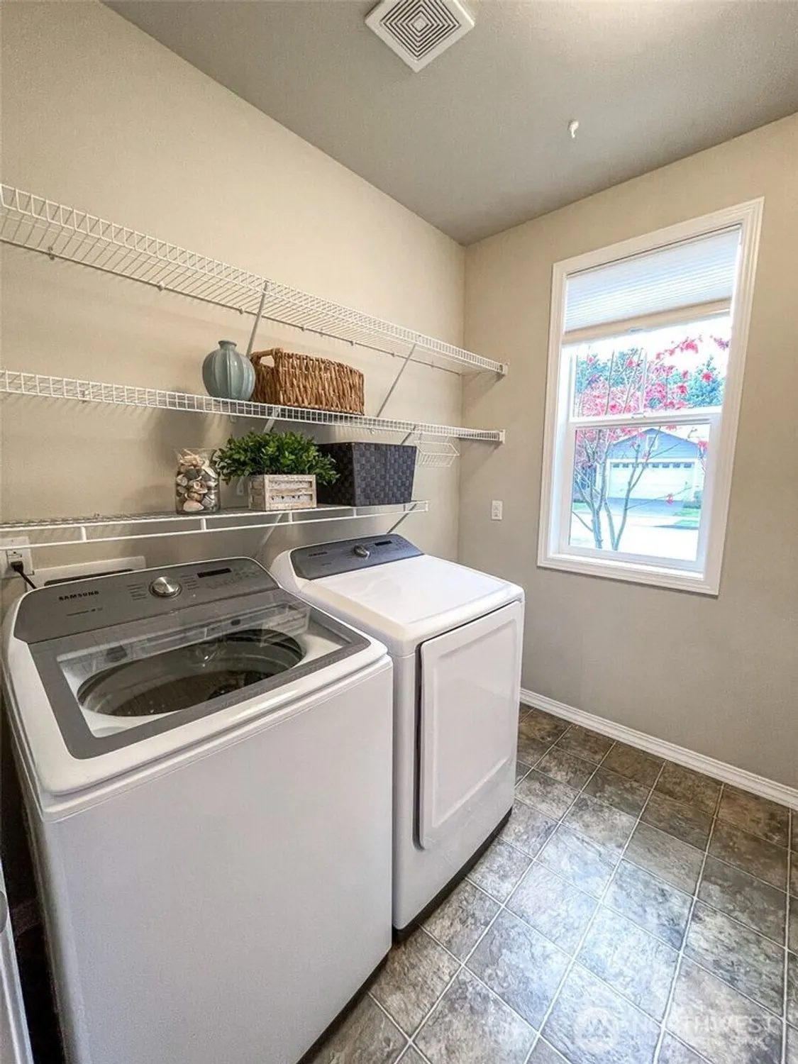 Property Slideshow image 29 of 40 | 4958 orcas st ne, Olympia, WA, 98516