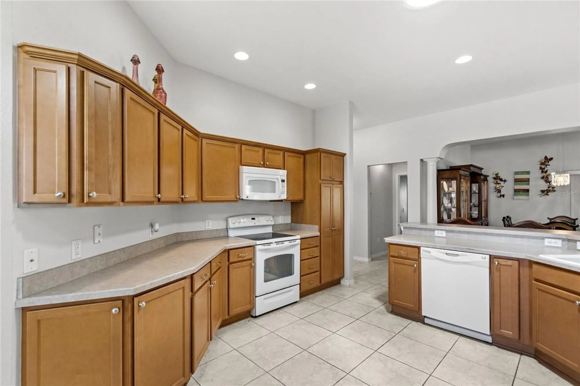 Property Slideshow image 12 of 53 | 2454 monroe ter, The Villages, FL, 32162