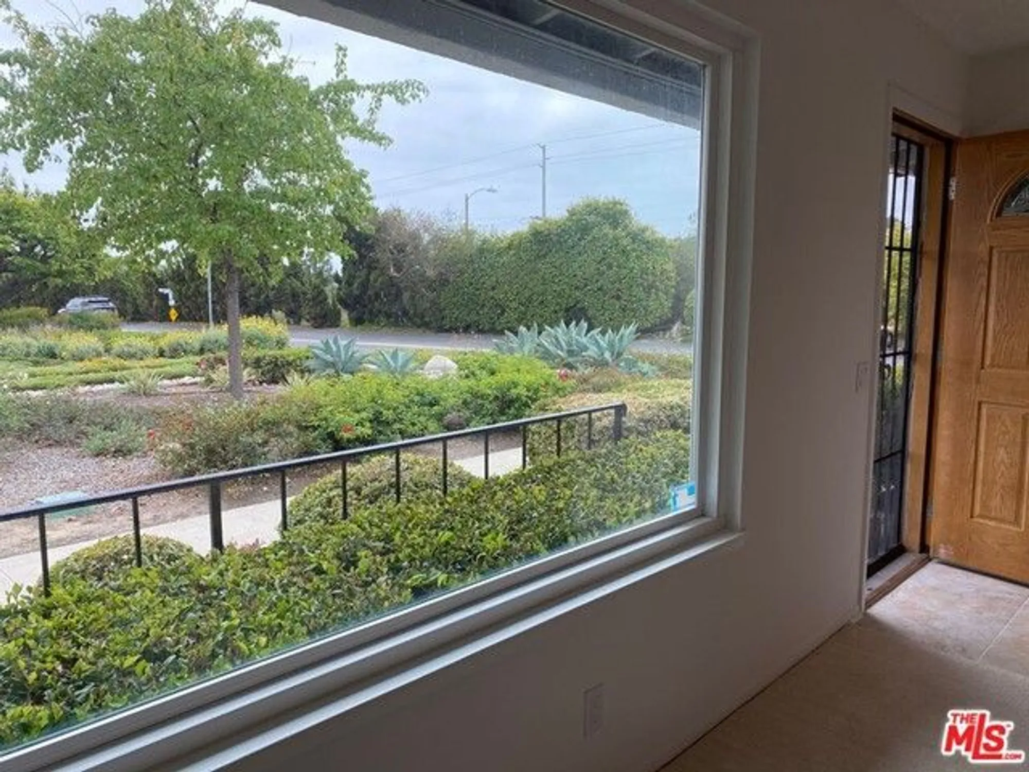 Property Slideshow image 4 of 17 | 3501 pear blossom ave, Oceanside, CA, 92057