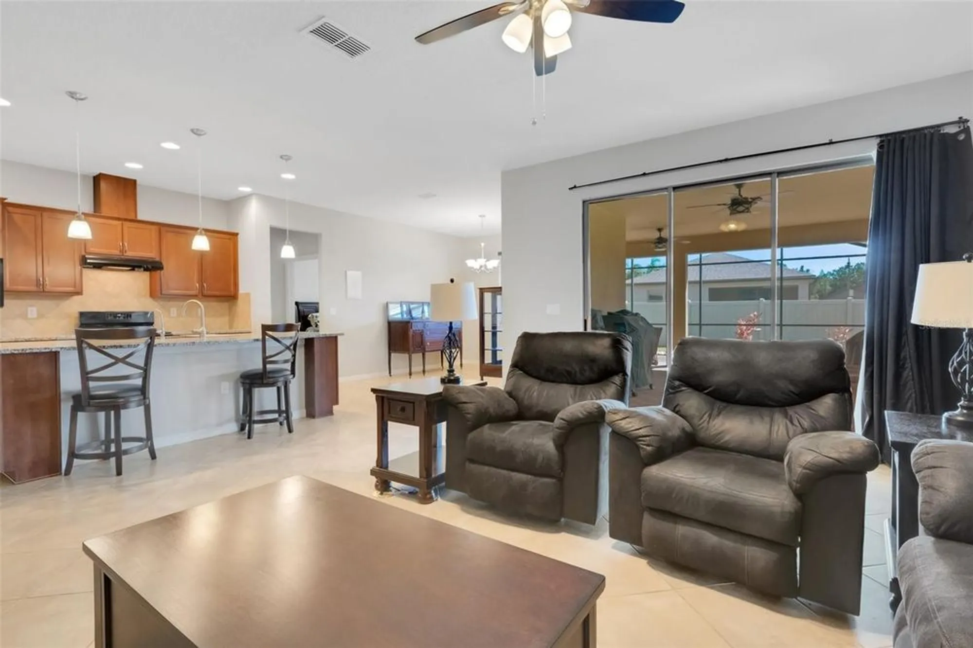 Property Slideshow image 13 of 69 | 164 montoro ln, Davenport, FL, 33837