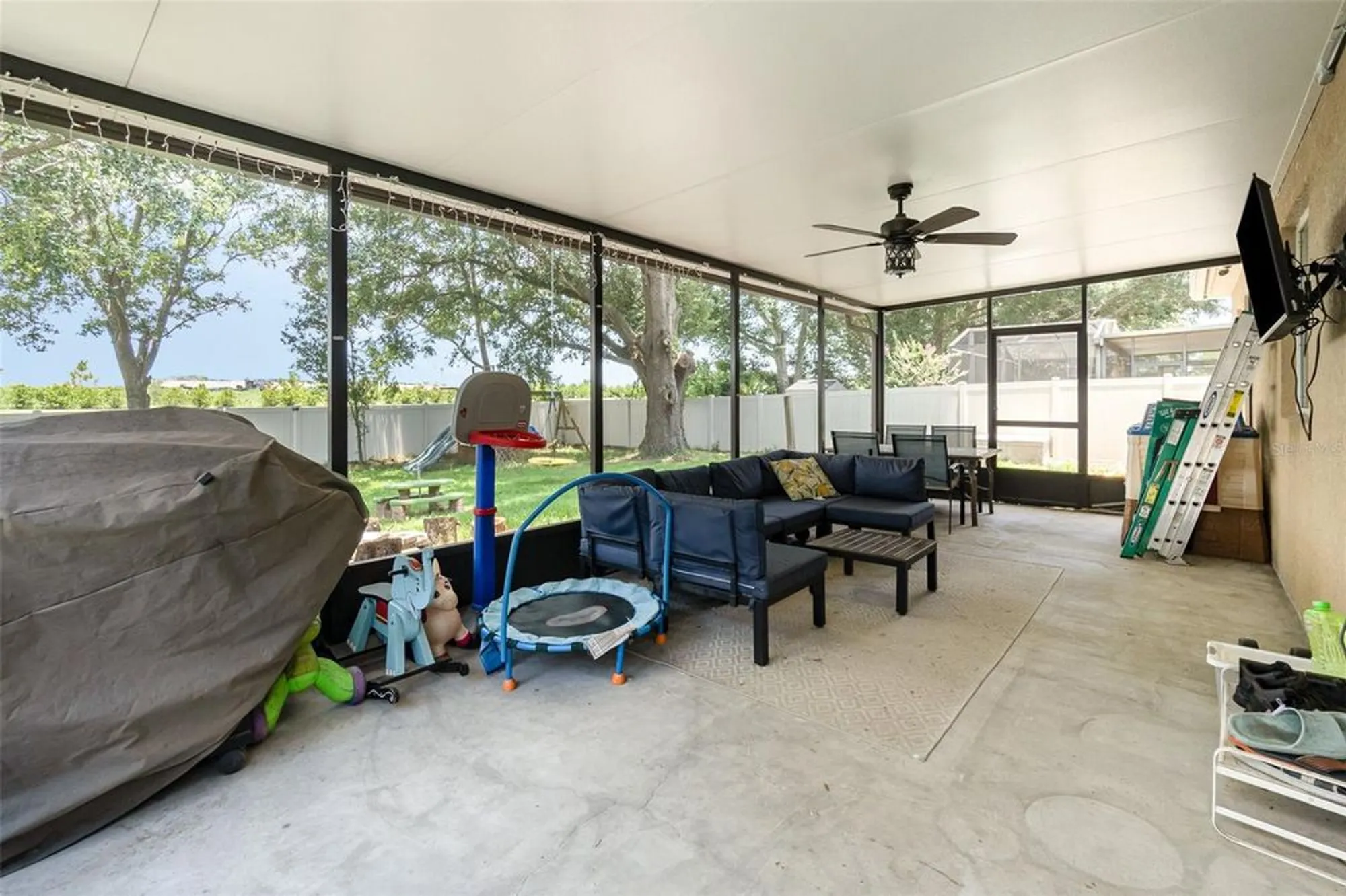 Property Slideshow image 27 of 35 | 30308 cheval st, Mount Dora, FL, 32757