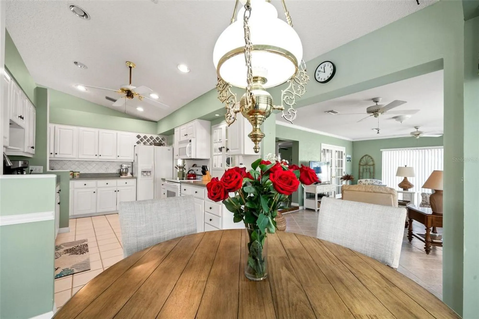 Property Slideshow image 31 of 77 | 2647 royal ridge dr, Spring Hill, FL, 34606