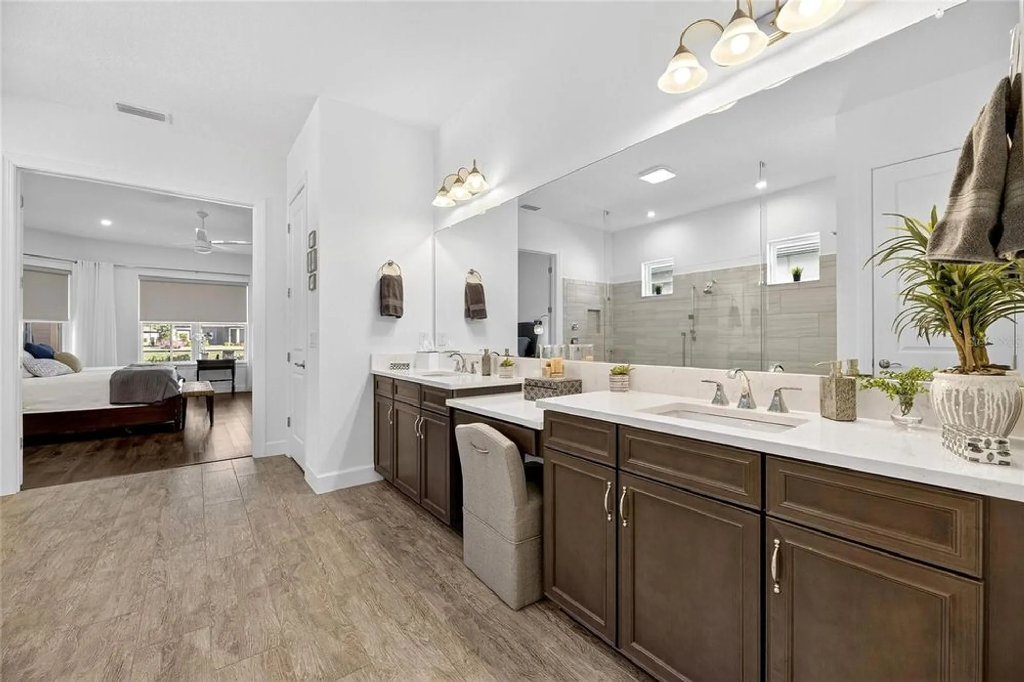 Property Slideshow image 35 of 99 | 11121 egeria dr, Odessa, FL, 33556