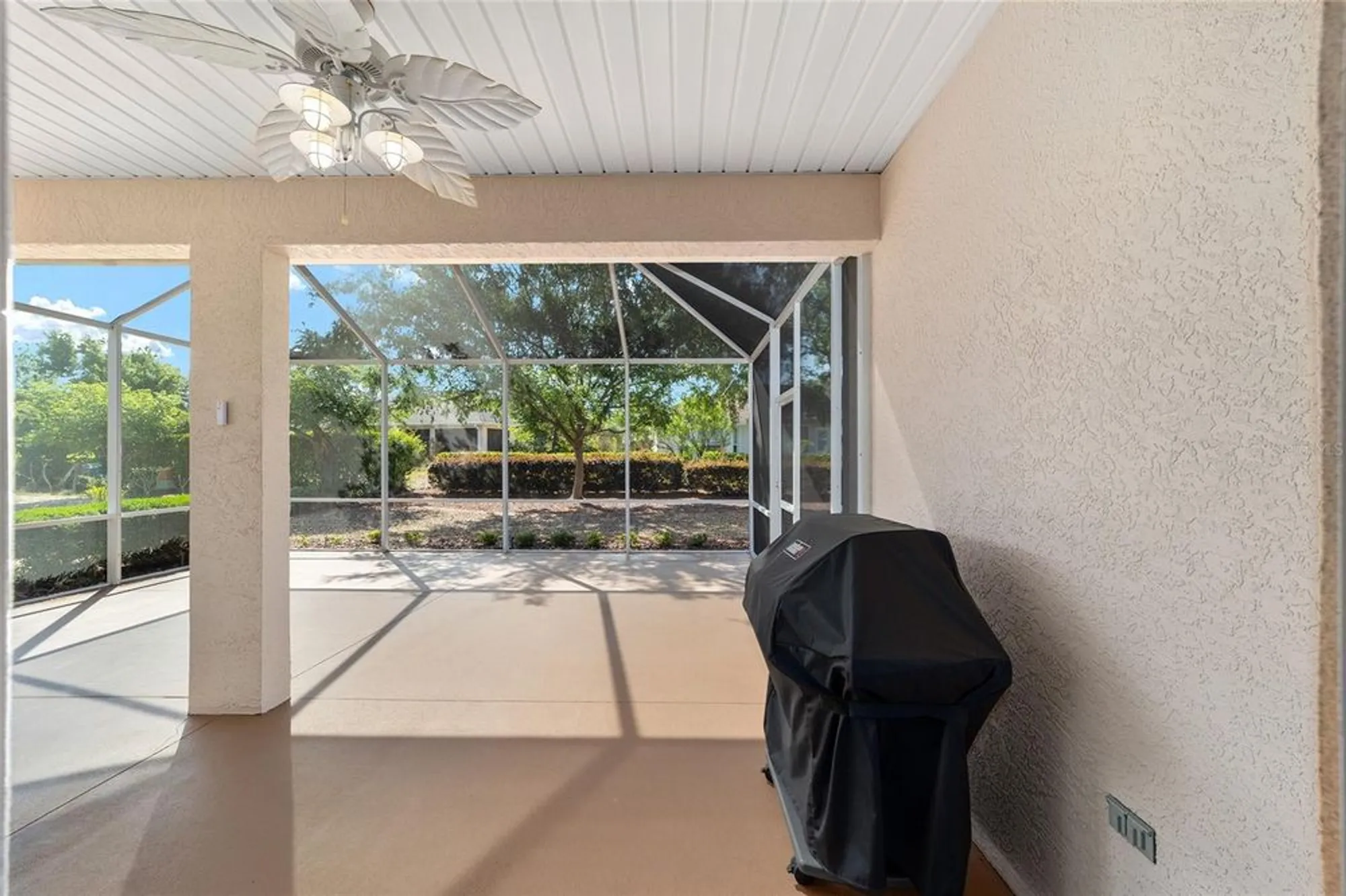 Property Slideshow image 17 of 49 | 8678 sw 83rd cir, Ocala, FL, 34481