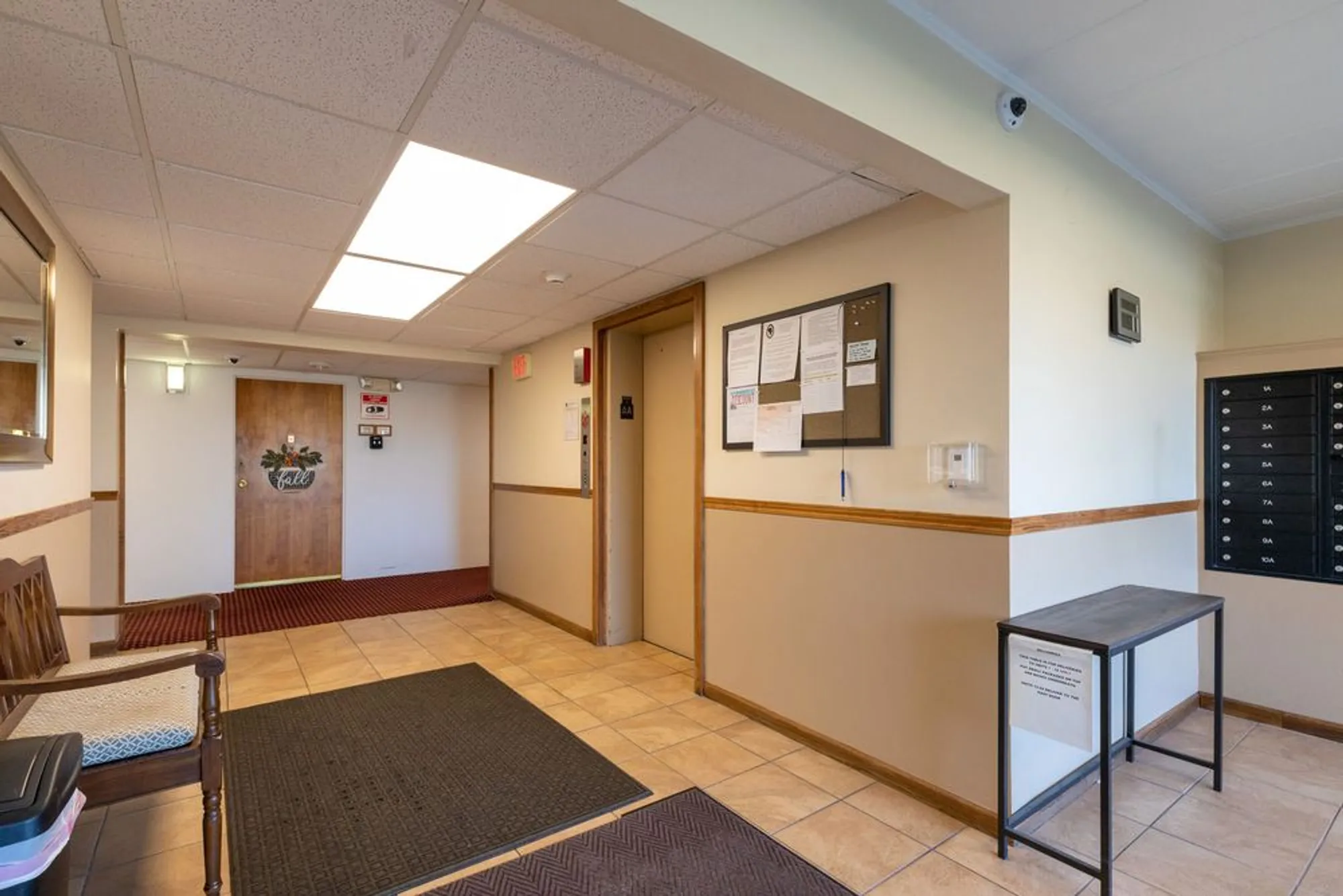 Property Slideshow image 14 of 20 | 5300 walnut ave apt 11b, Downers Grove, IL, 60515