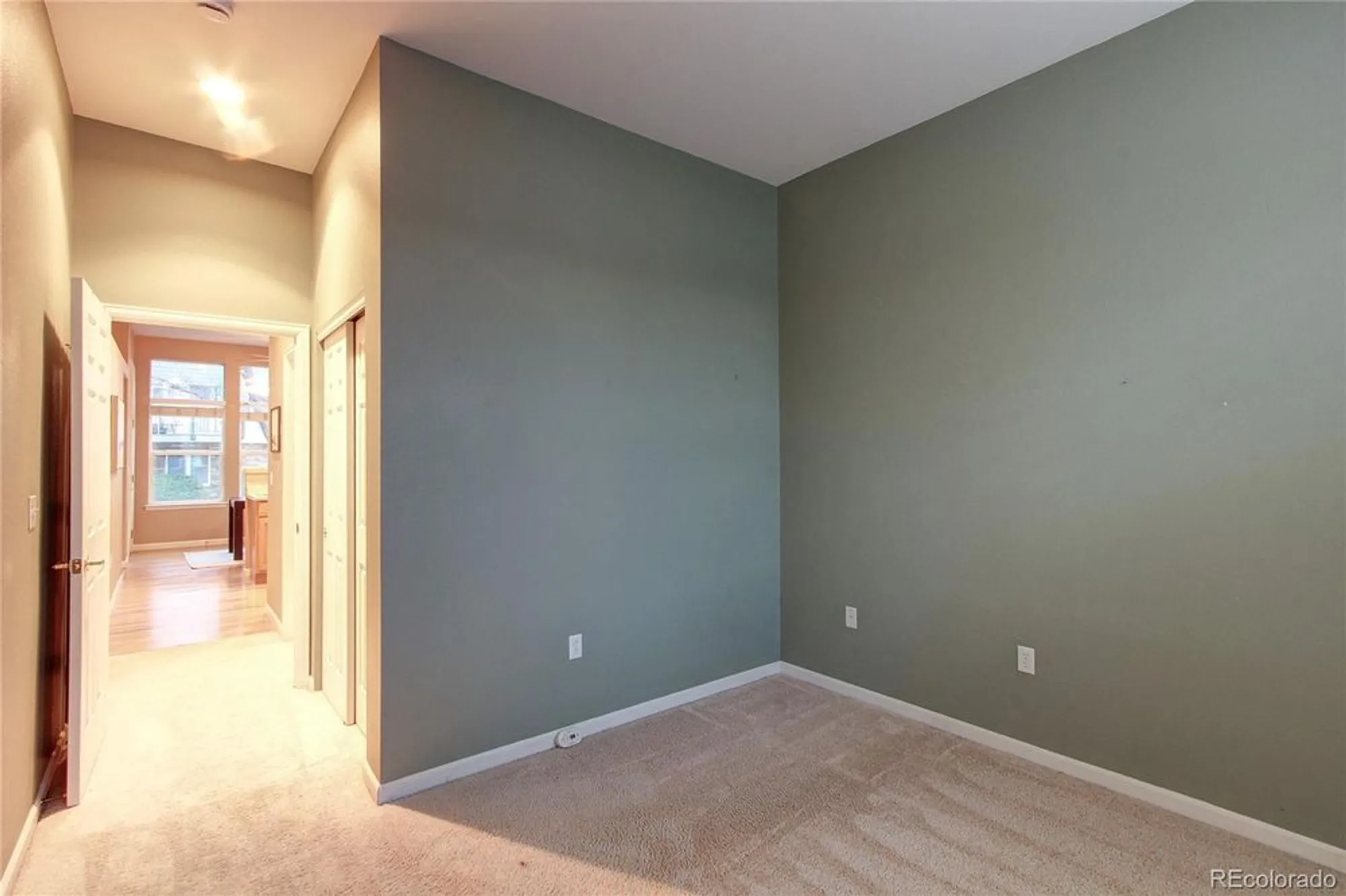 Property Slideshow image 29 of 34 | 2860 w riverwalk cir b, Littleton, CO, 80123