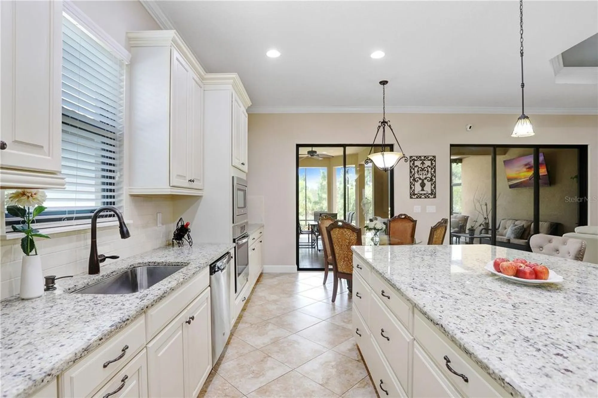 Property Slideshow image 18 of 39 | 8605 grand alberato rd, Tampa, FL, 33647
