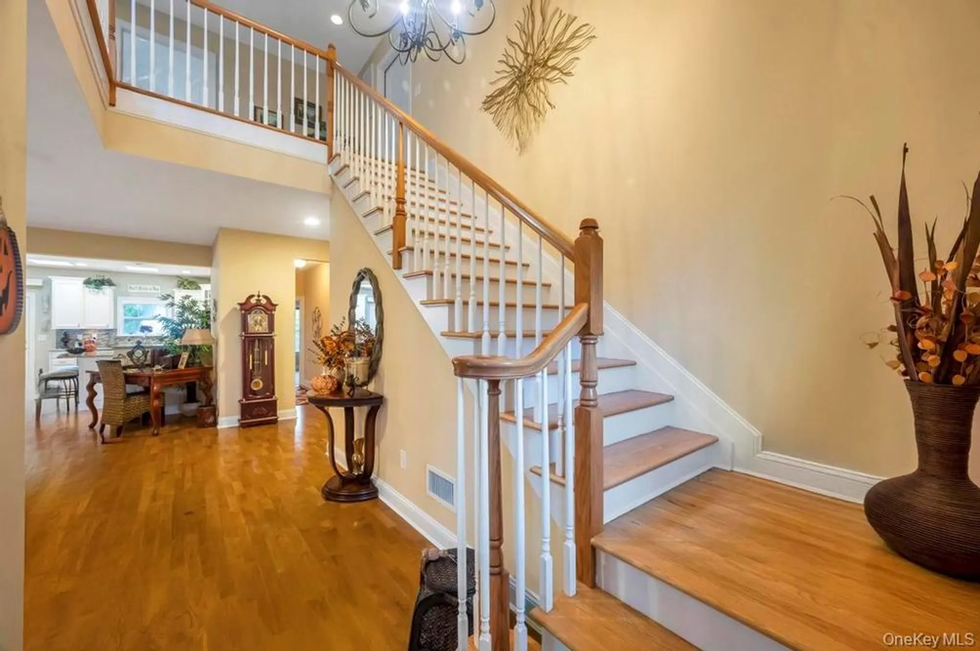 Property Slideshow image 26 of 42 | 4 haverton ct, Riverhead, NY, 11901