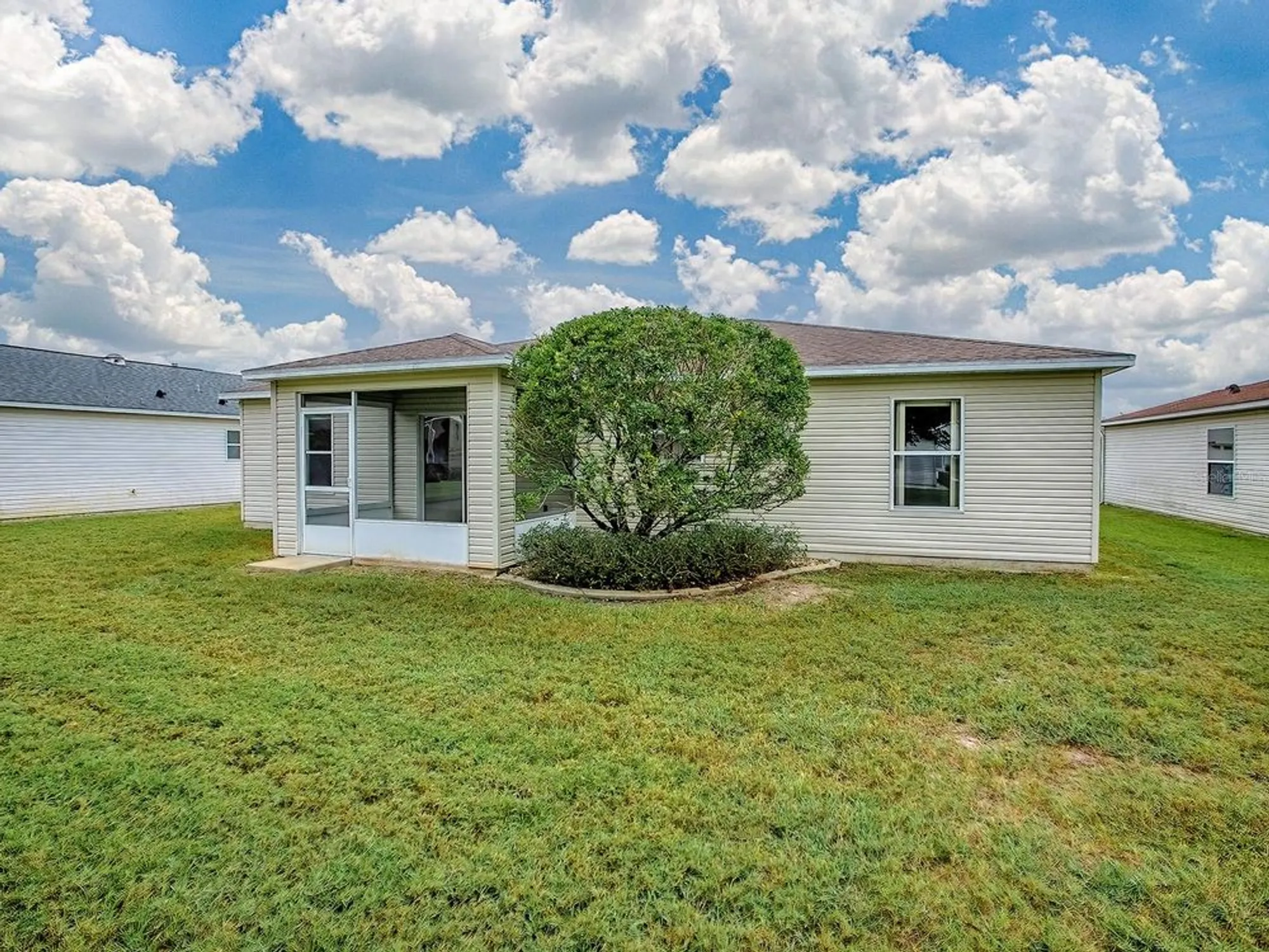 Property Slideshow image 38 of 41 | 231 bentwood dr, Leesburg, FL, 34748
